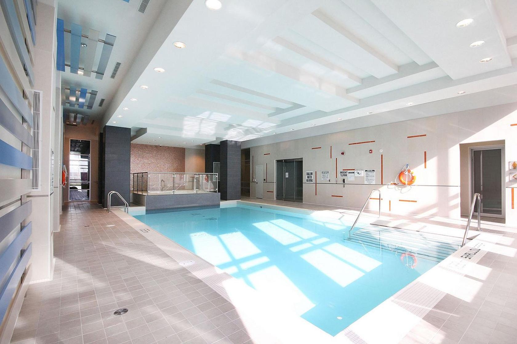 Royal Stays Furnished Apartments - Square One