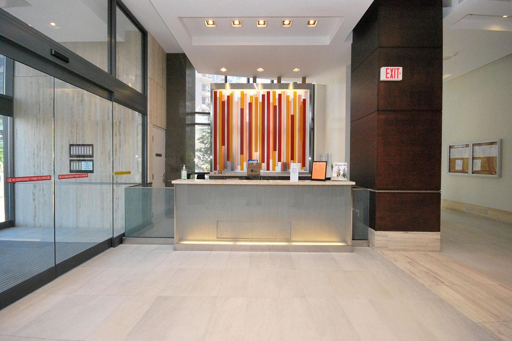 Royal Stays Furnished Apartments - Square One