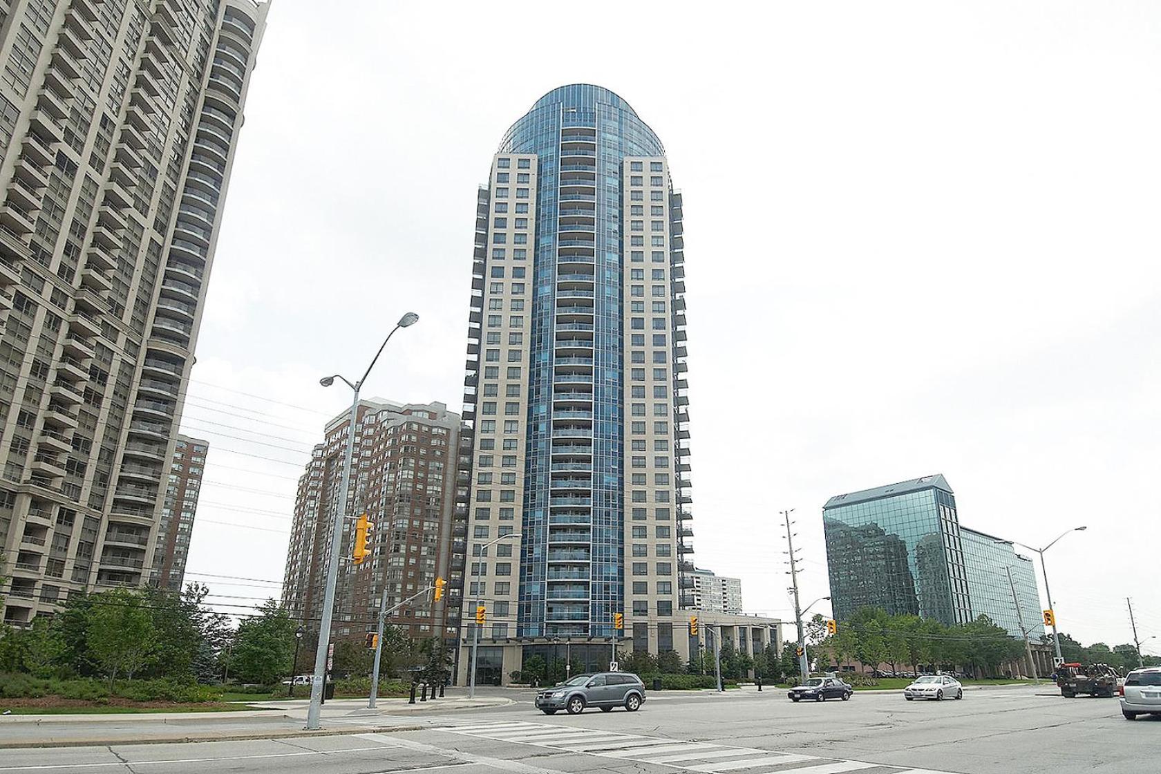 Royal Stays Furnished Apartments - Square One