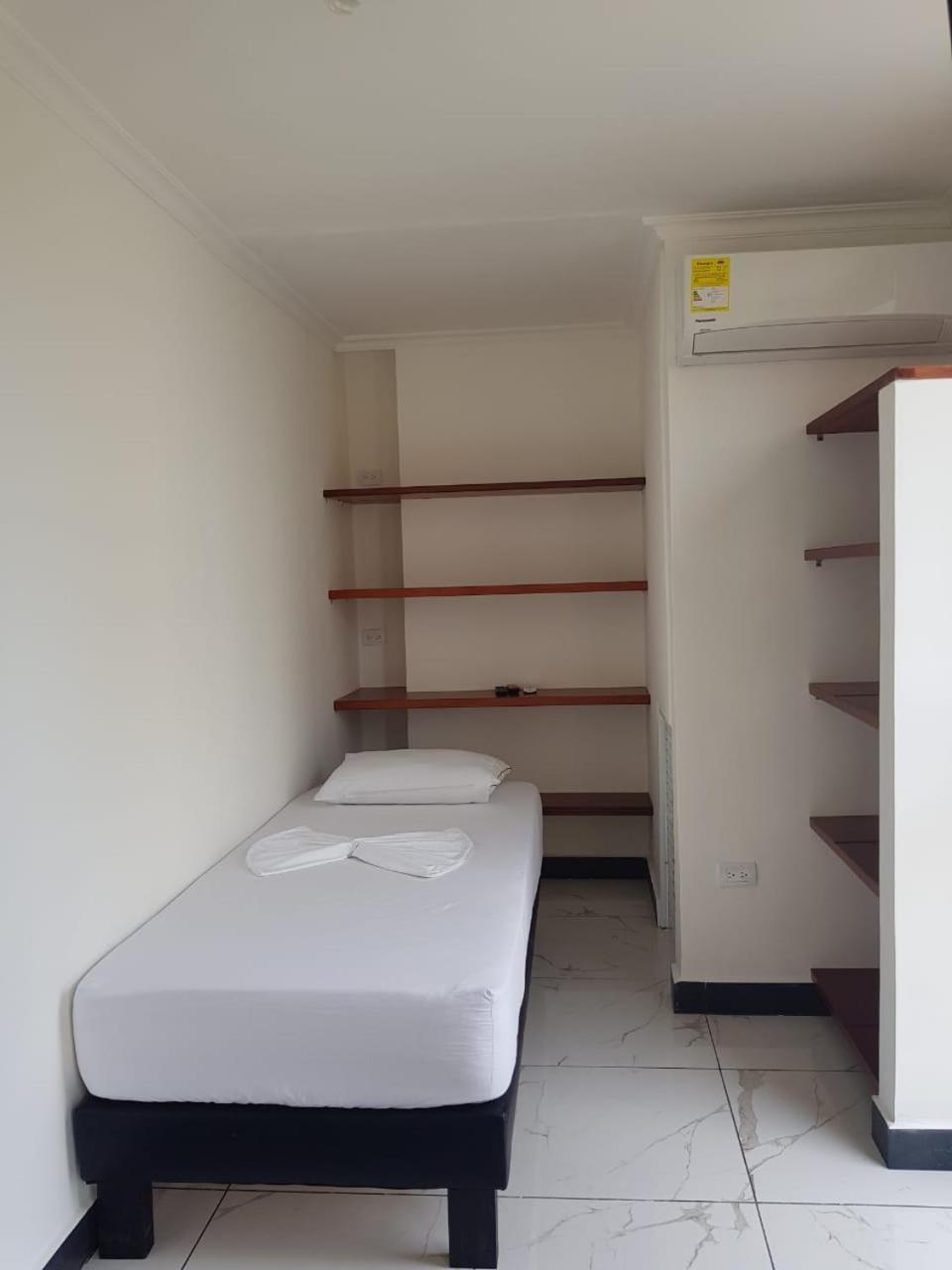 Apartamentos Freddy's Tours