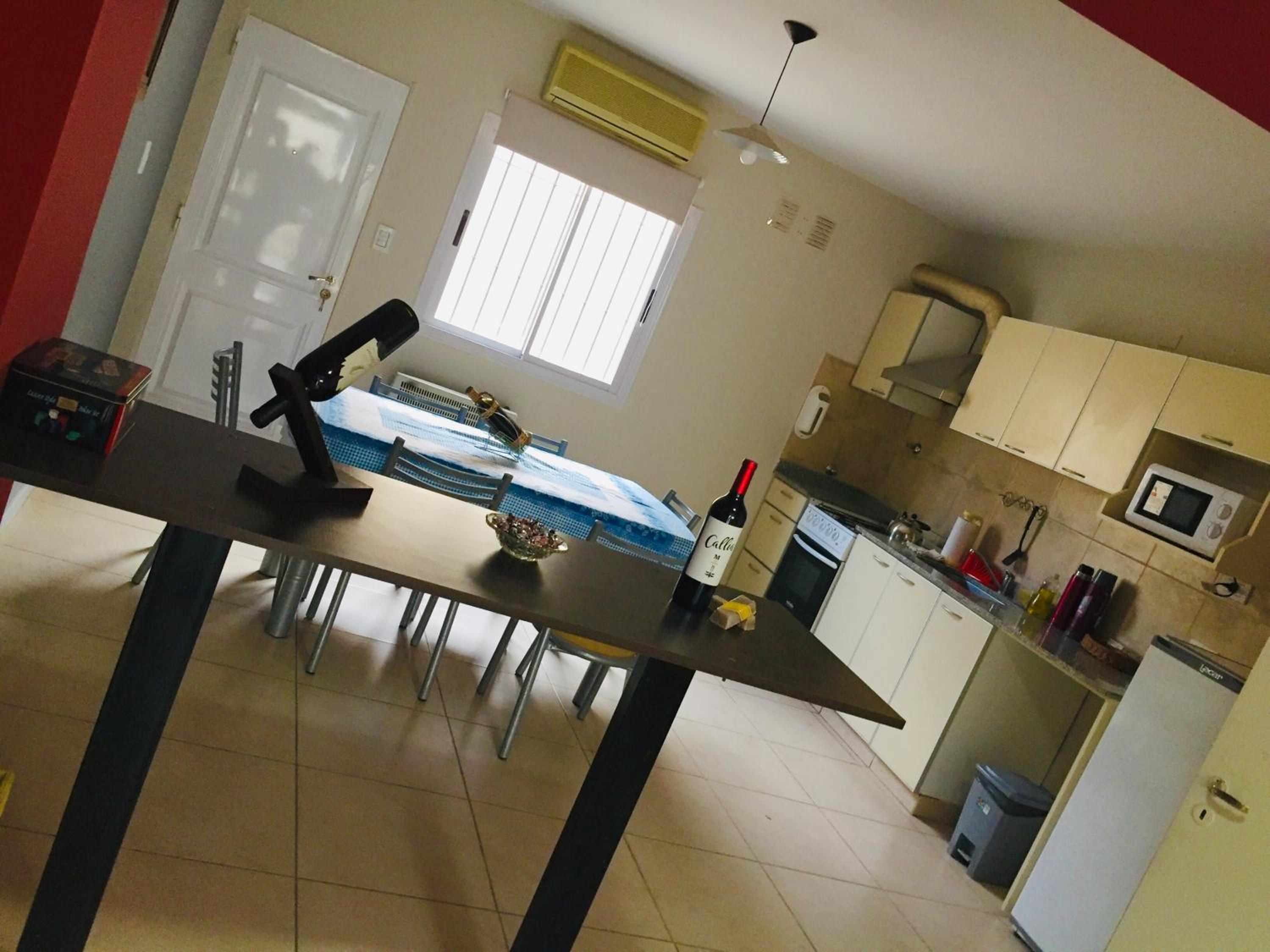 Excelente Duplex en Consorcio Privado c/ cochera