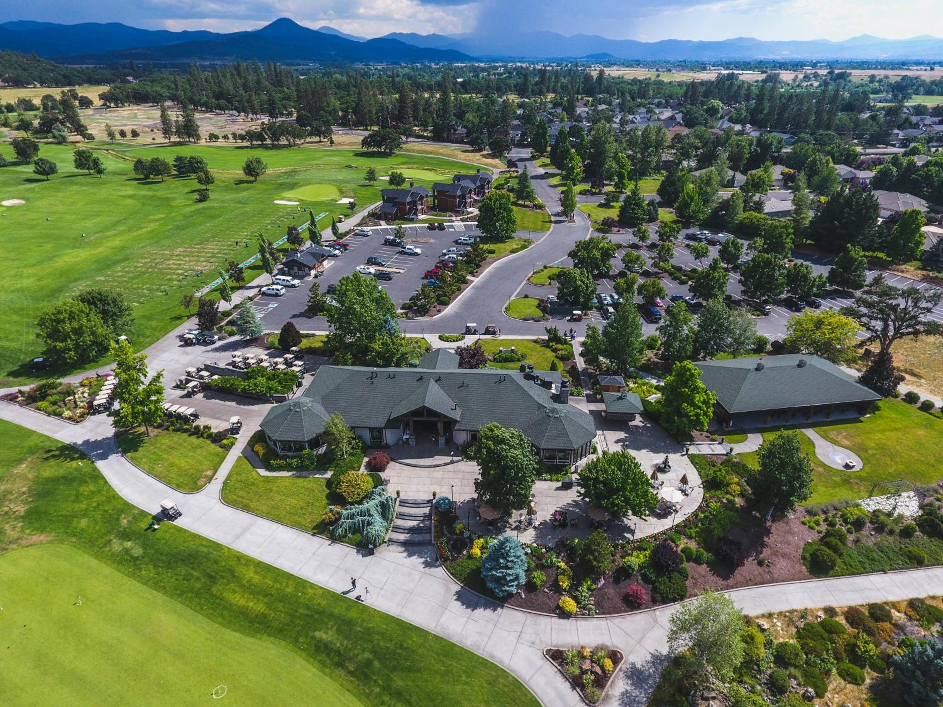 Medford Vacations - Resort at Eagle Point Golf Club Lodging - Property Image 60