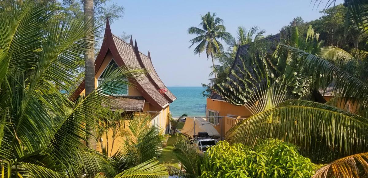 Summer Time Villa view 5