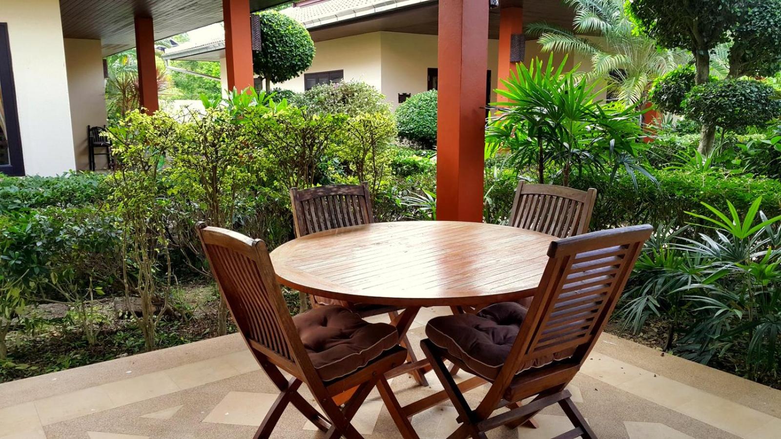 Baan Tropicana