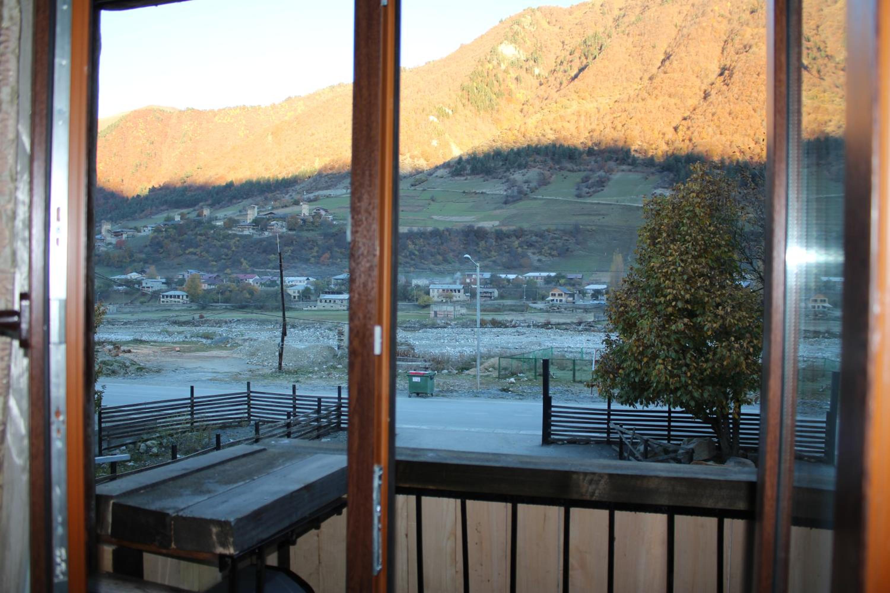 Photo 43