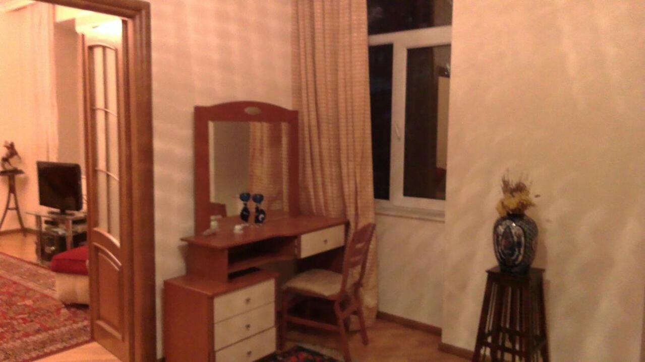SAMED VURGUN St.Apartment