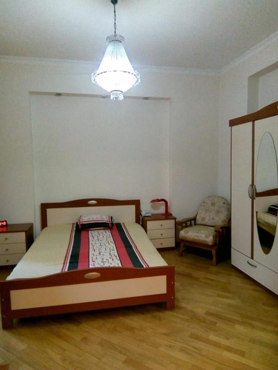 SAMED VURGUN St.Apartment