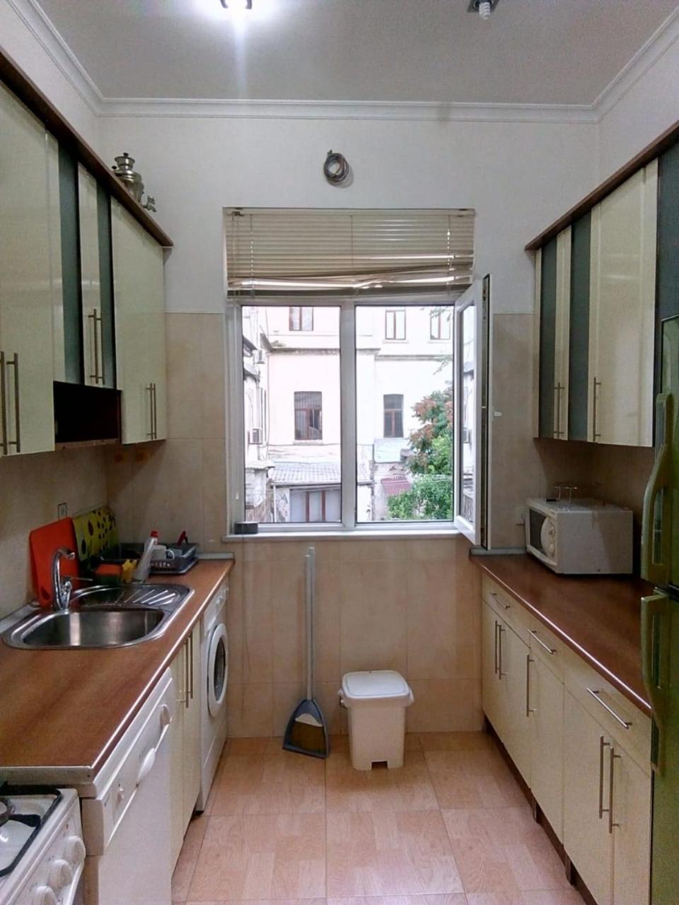 SAMED VURGUN St.Apartment