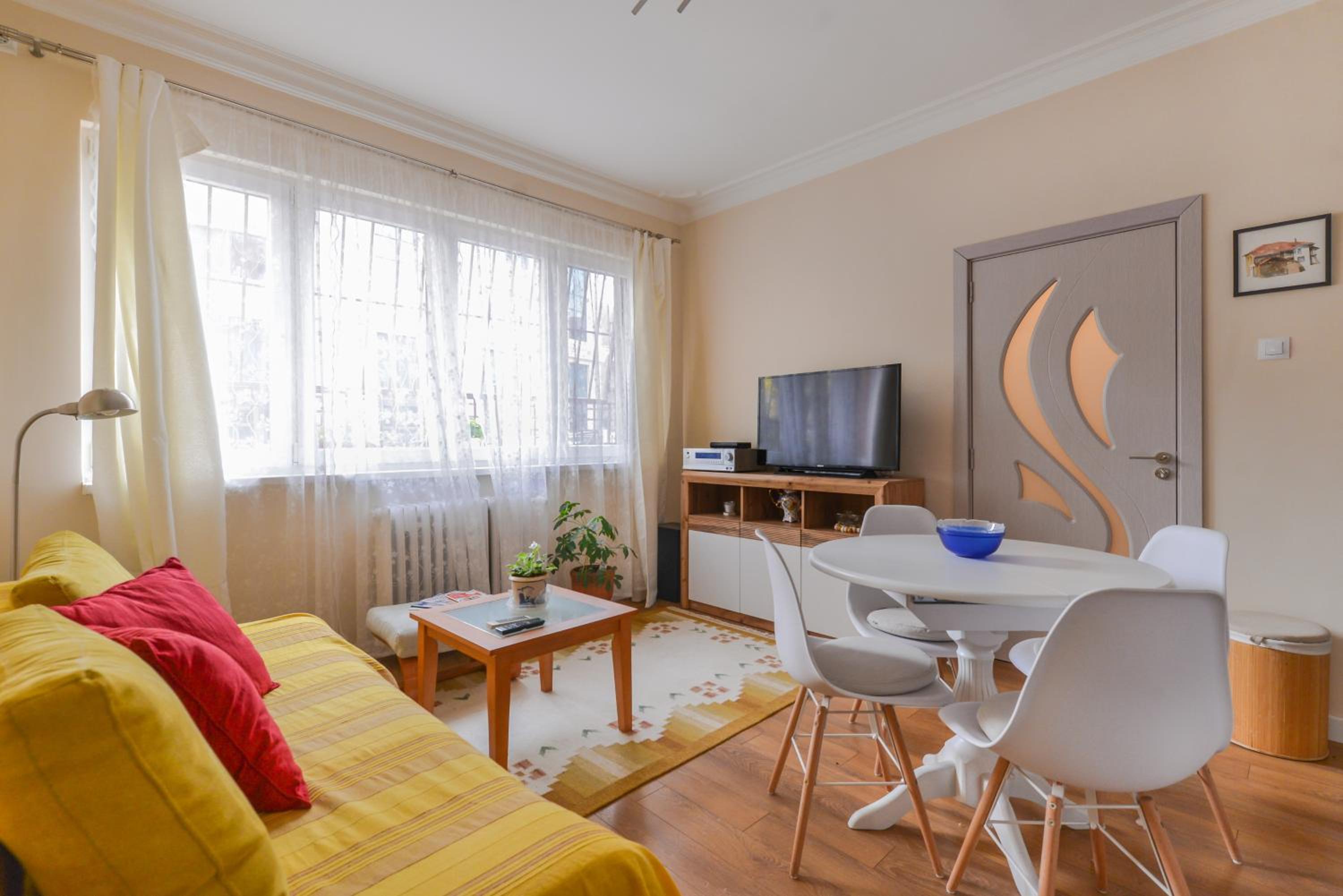 Welcoming One Bedroom on Vasil Levski Boulevard by Flat Mаnager