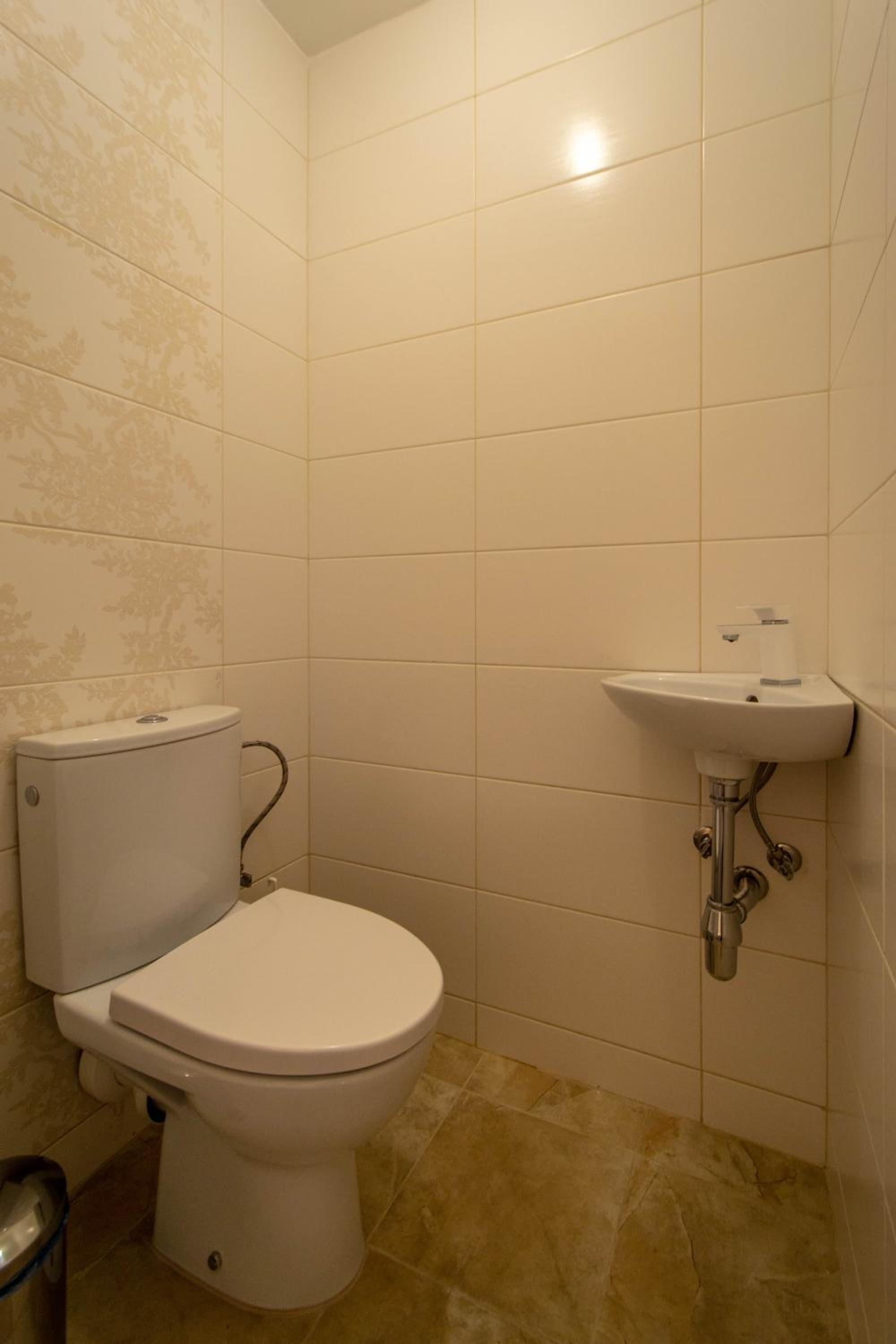Pastel Art Deco 3BDR Ruterra Apt