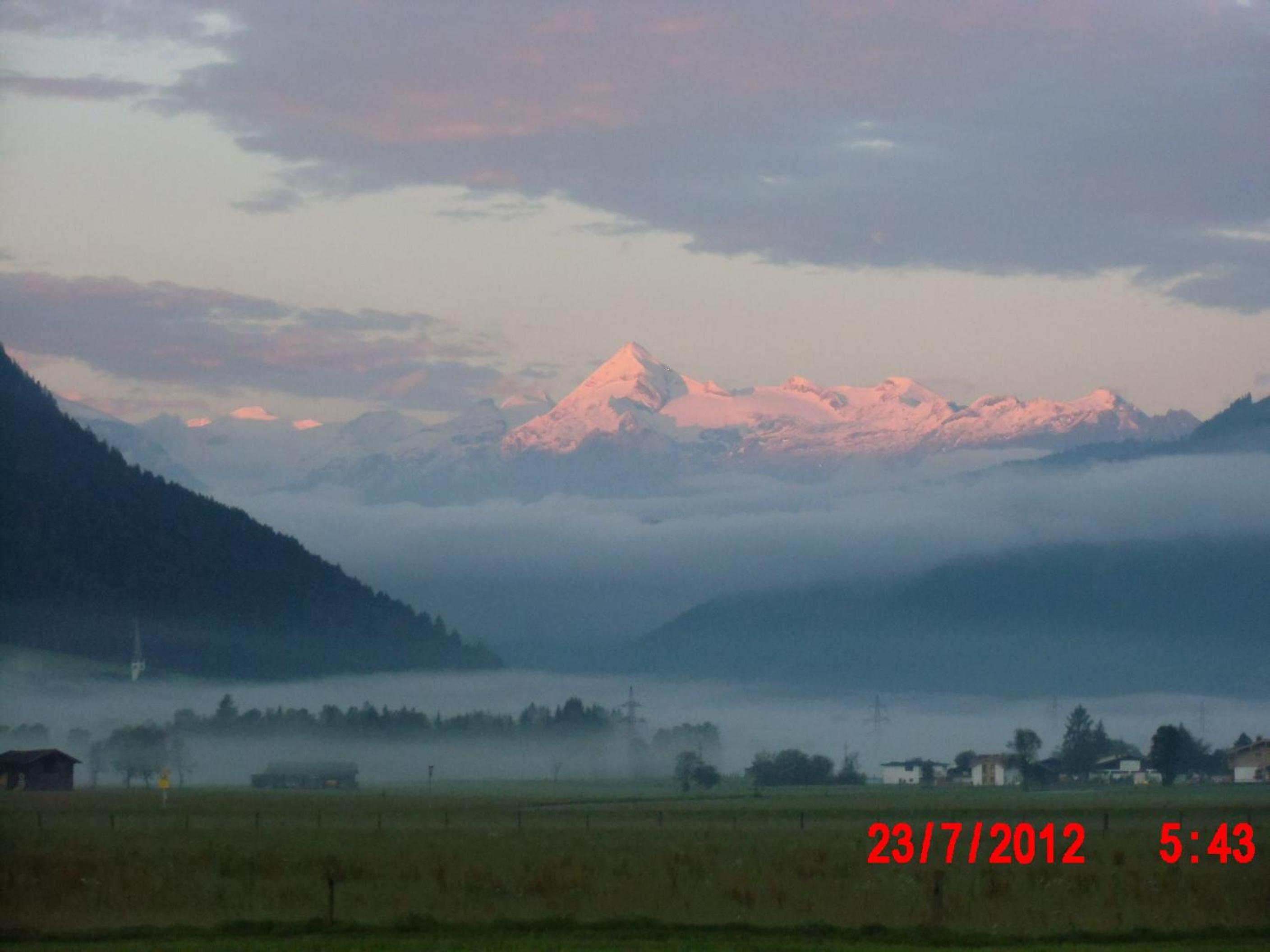 Photo 51