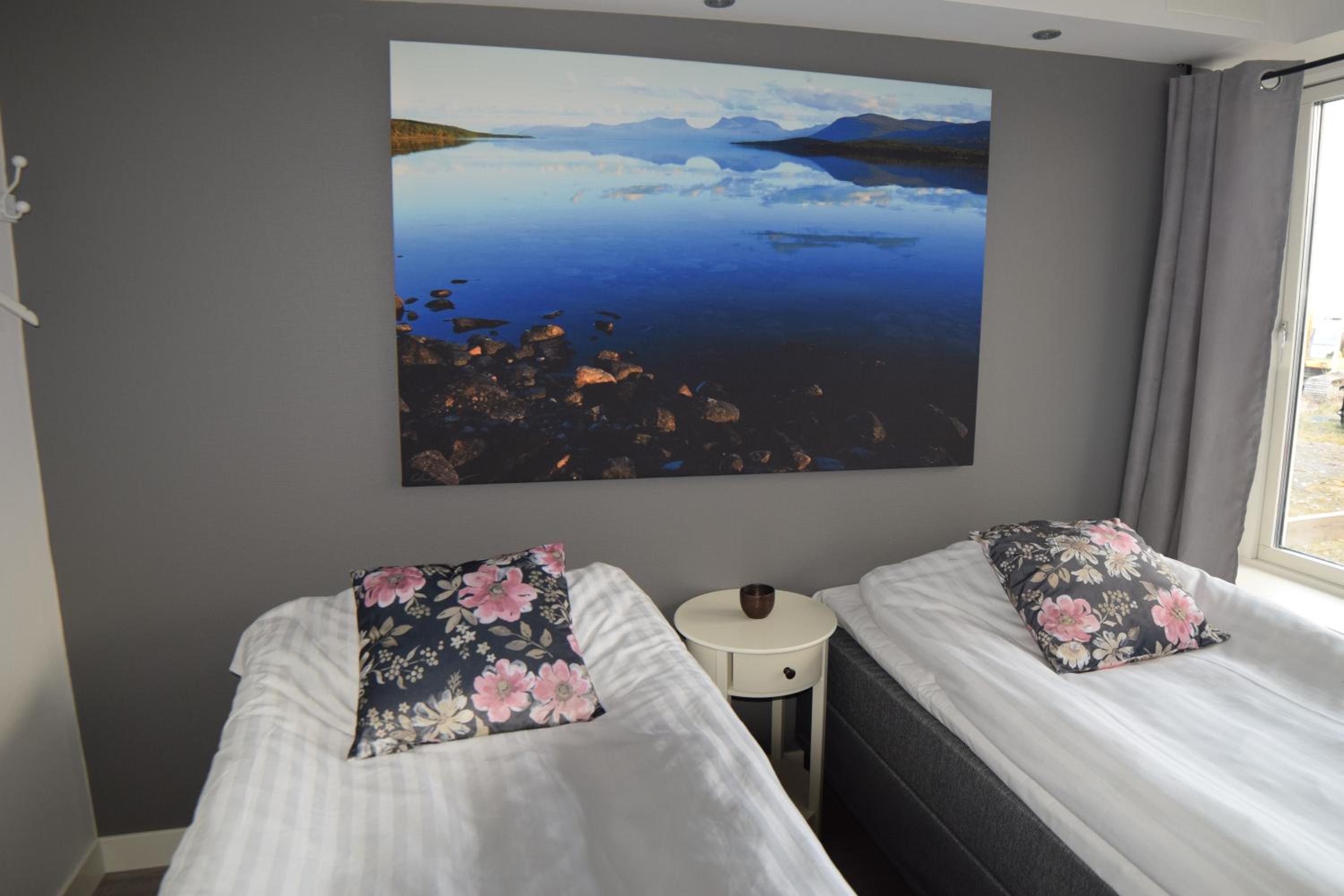 Abisko Hostel view 4