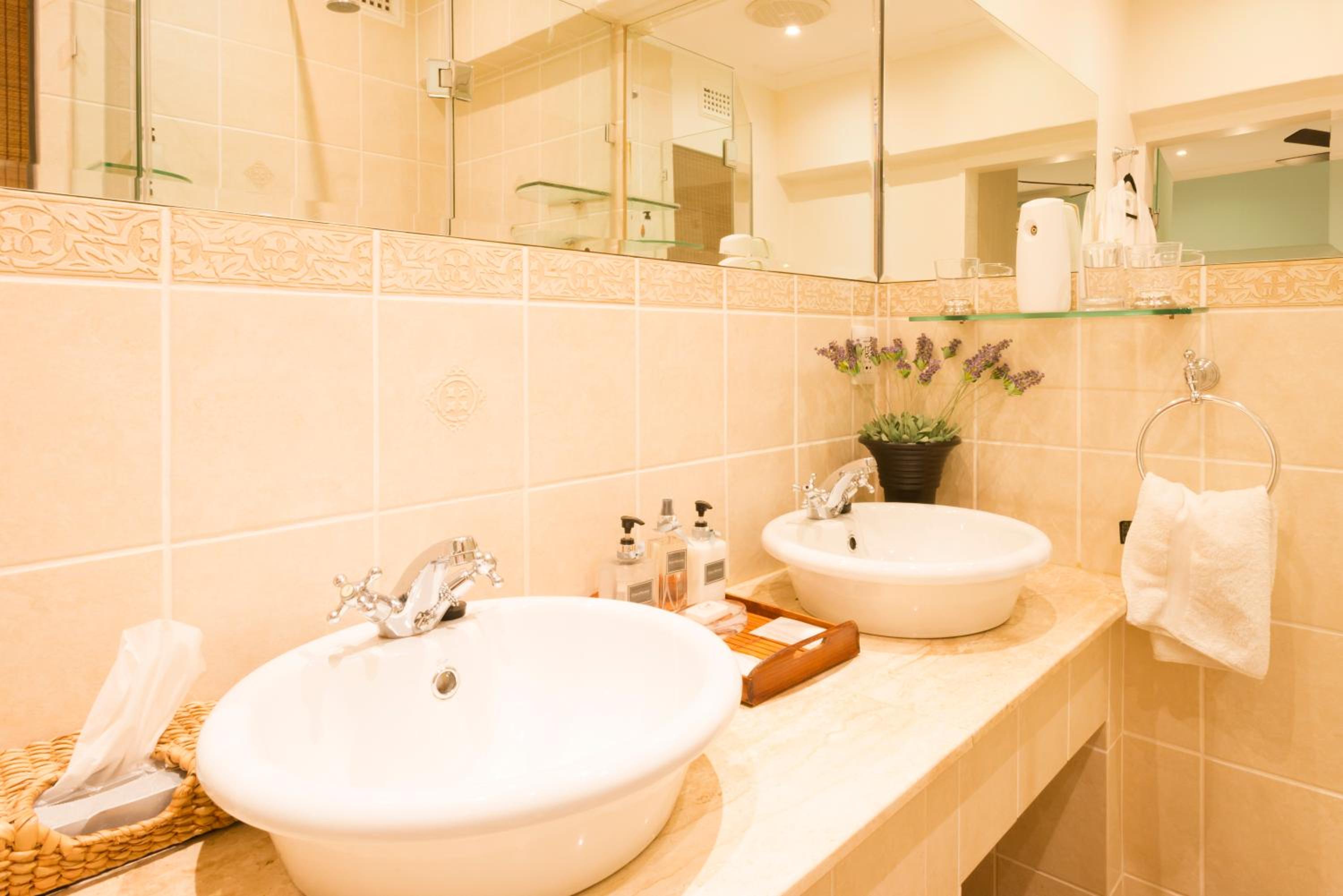 Five Burnham Guest House