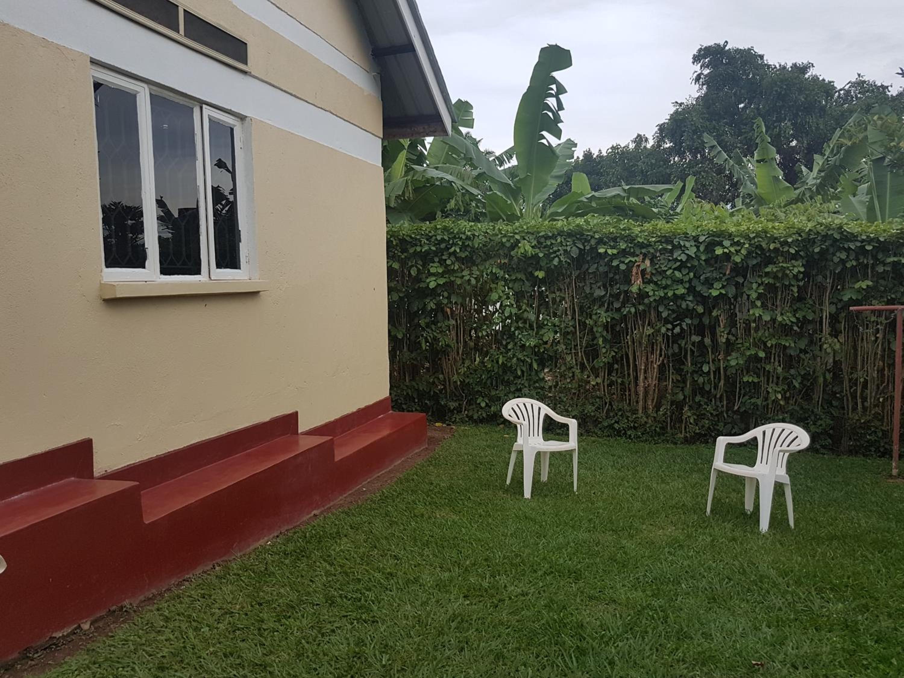 Family Friendly Stay near Entebbe Airport view 5