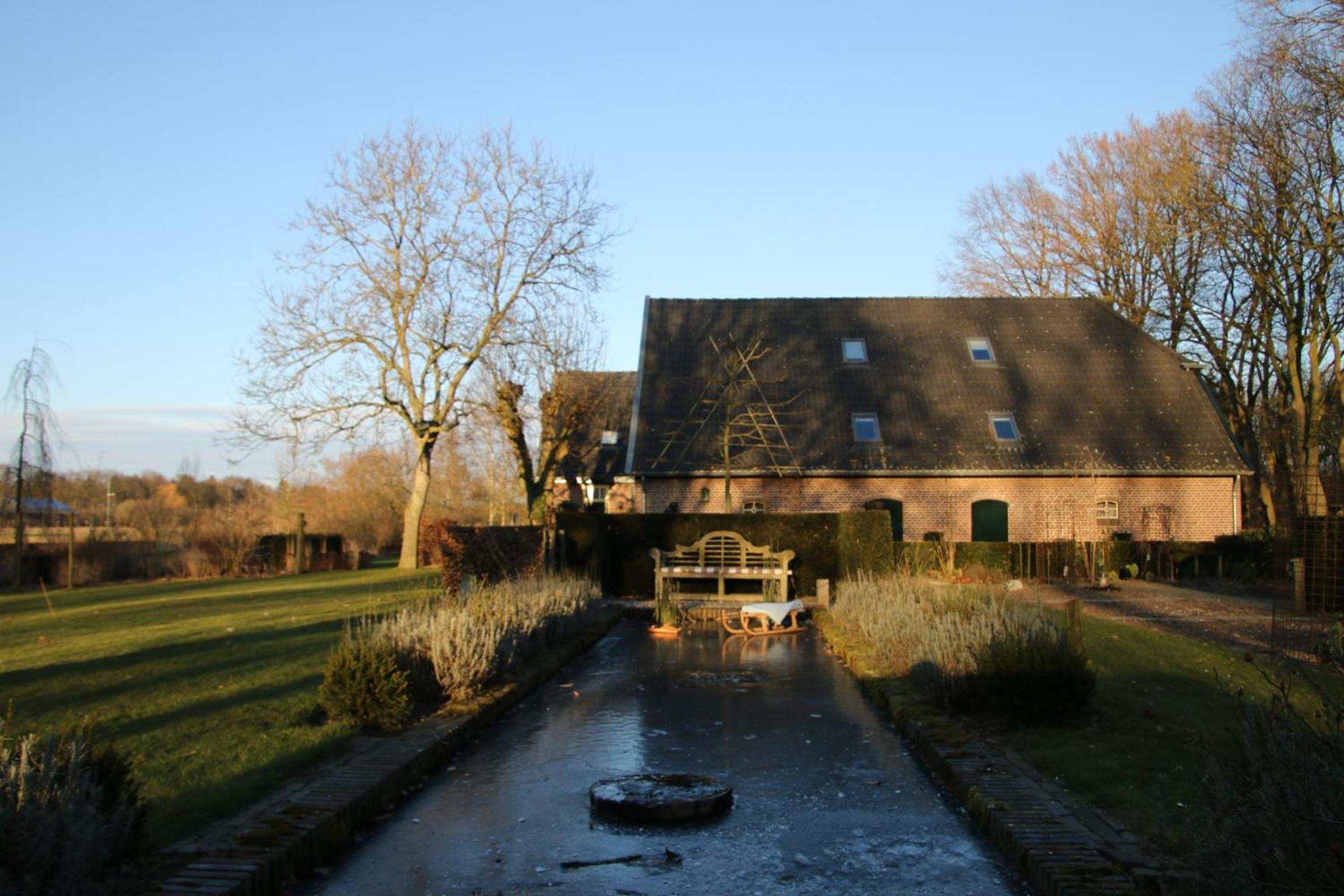 Photo 24