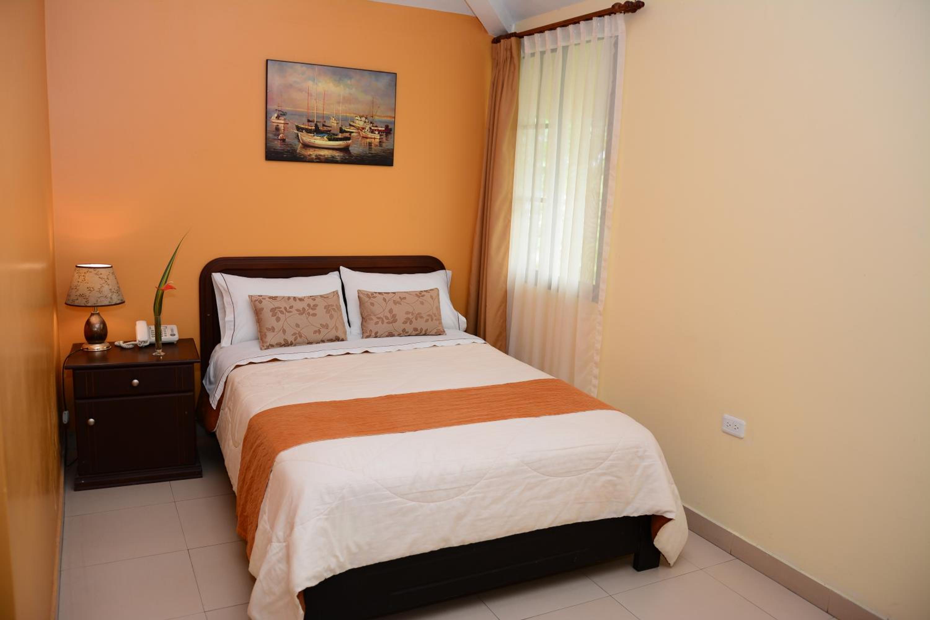 Hostal La Molienda view 3