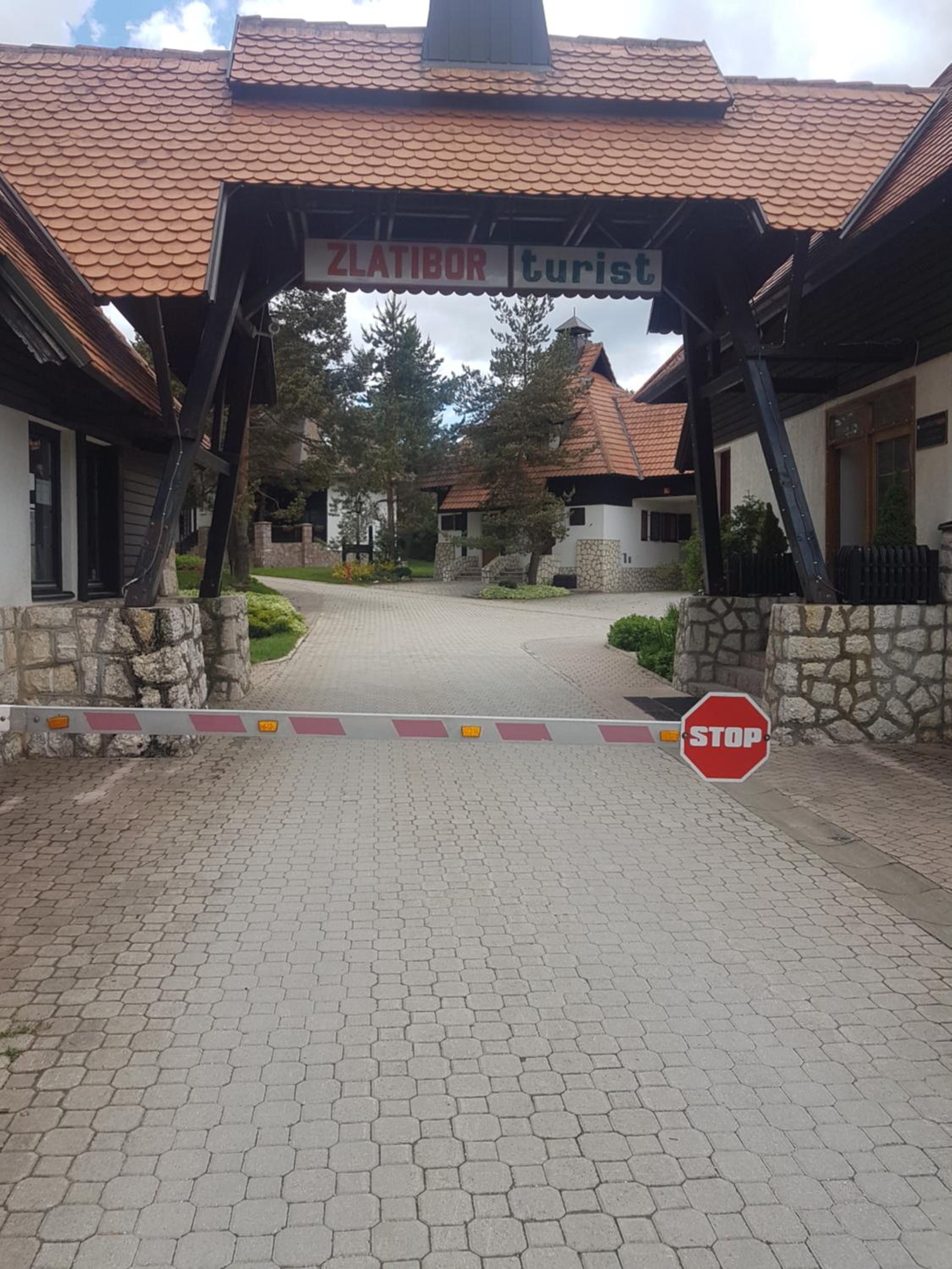 Kraljevi Konaci Olja