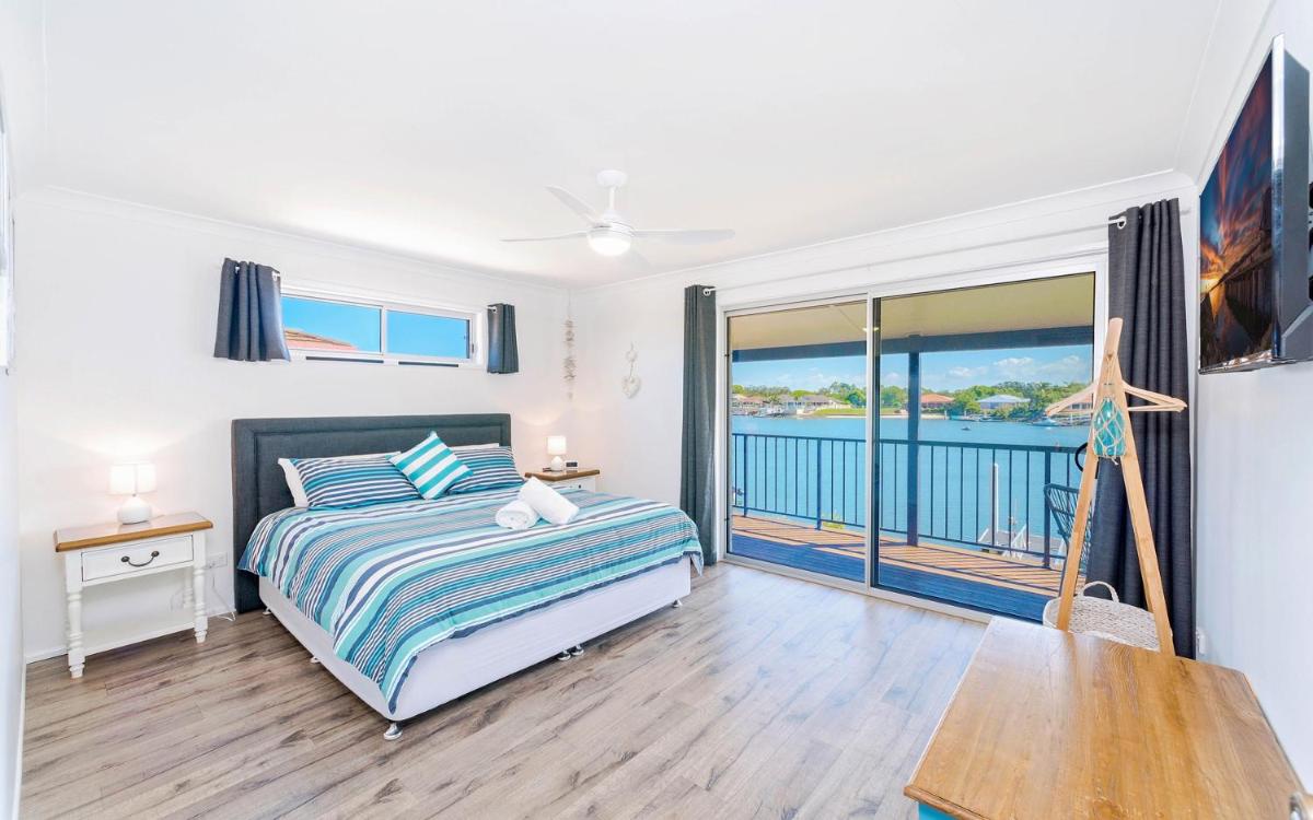 Pandanus - LJHooker Yamba