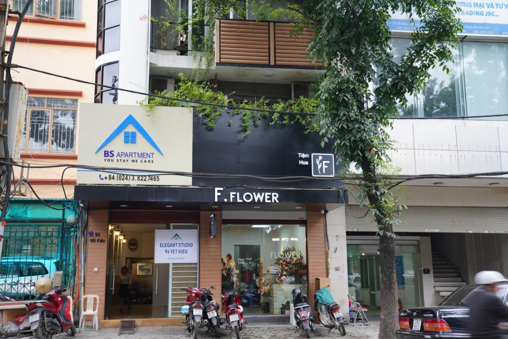 Elegant Studio Yet Kieu