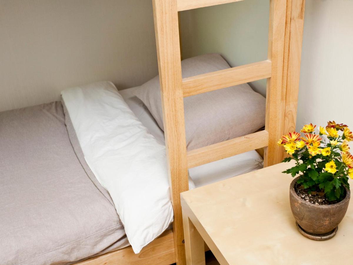 Twin Rabbit Guesthouse