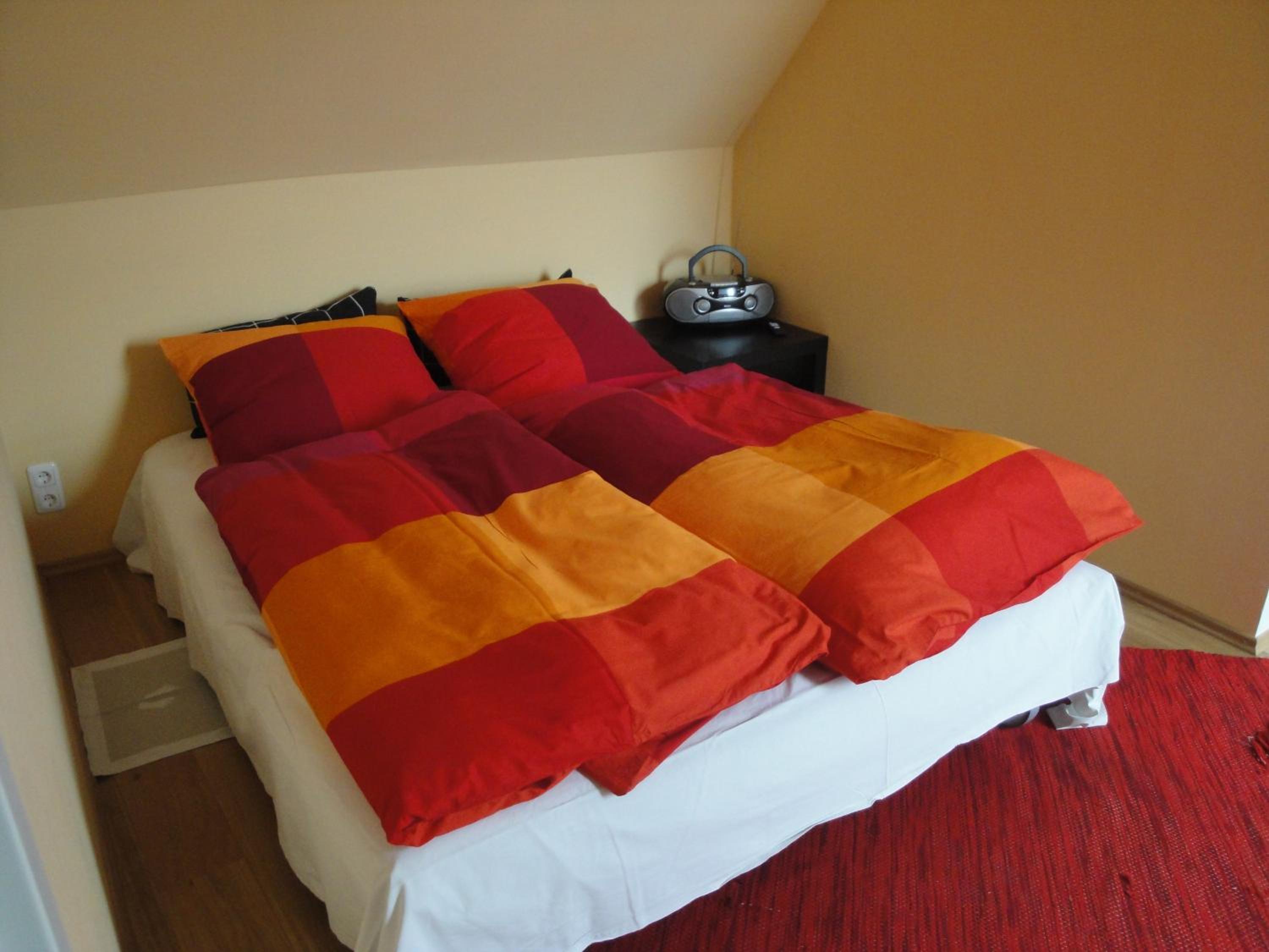 Bed & Kitchen Burgau view 4