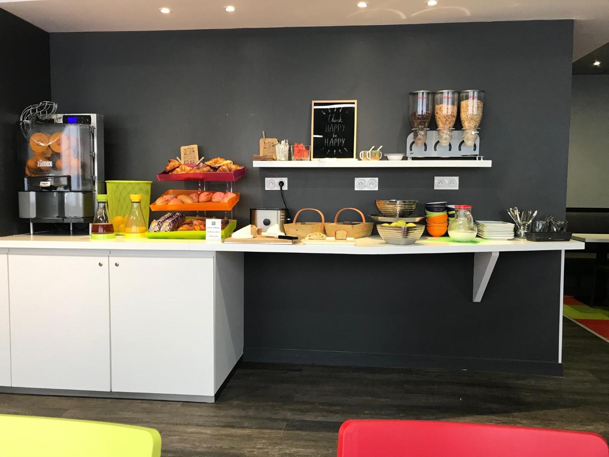 Chambery Vacations - Ibis Styles Chambery Centre Gare - Property Image 12