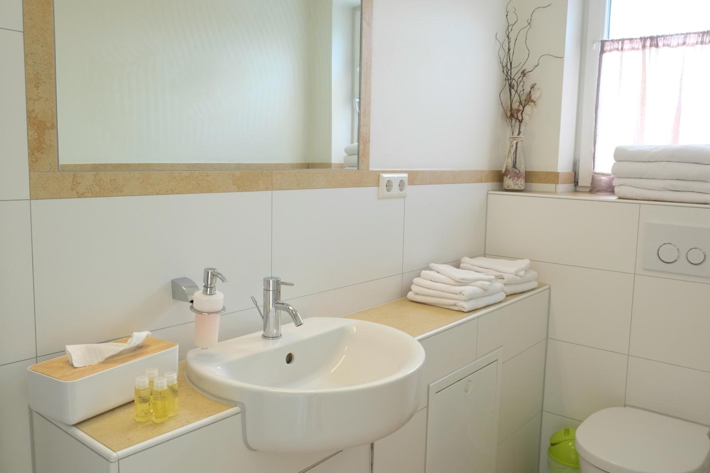 Jungingers Aparthotel - Property Image 7