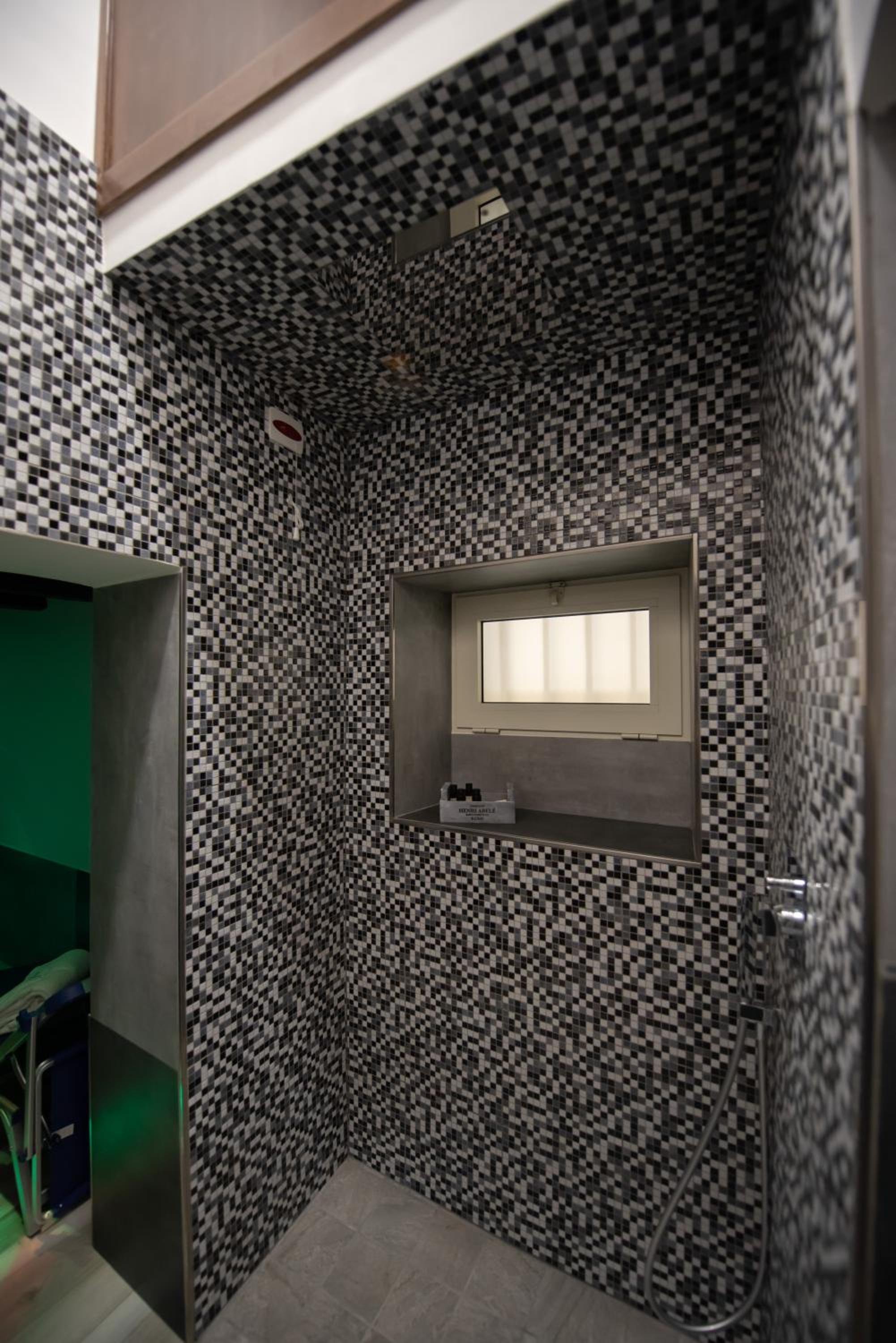 Hermes rooms for tourists