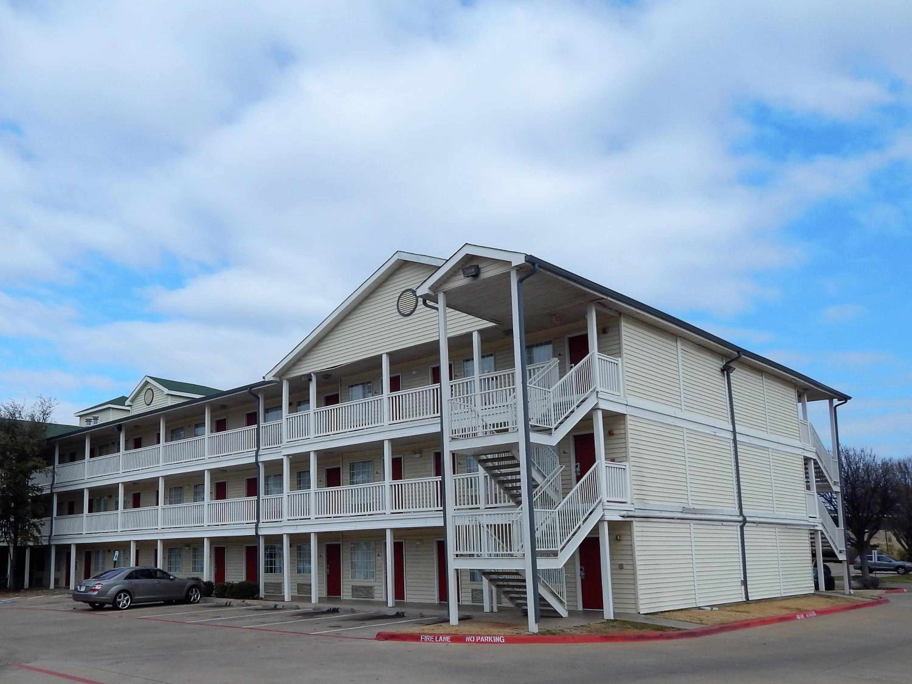 InTown Suites Extended Stay Lewisville TX - East Corporate Drive view 2