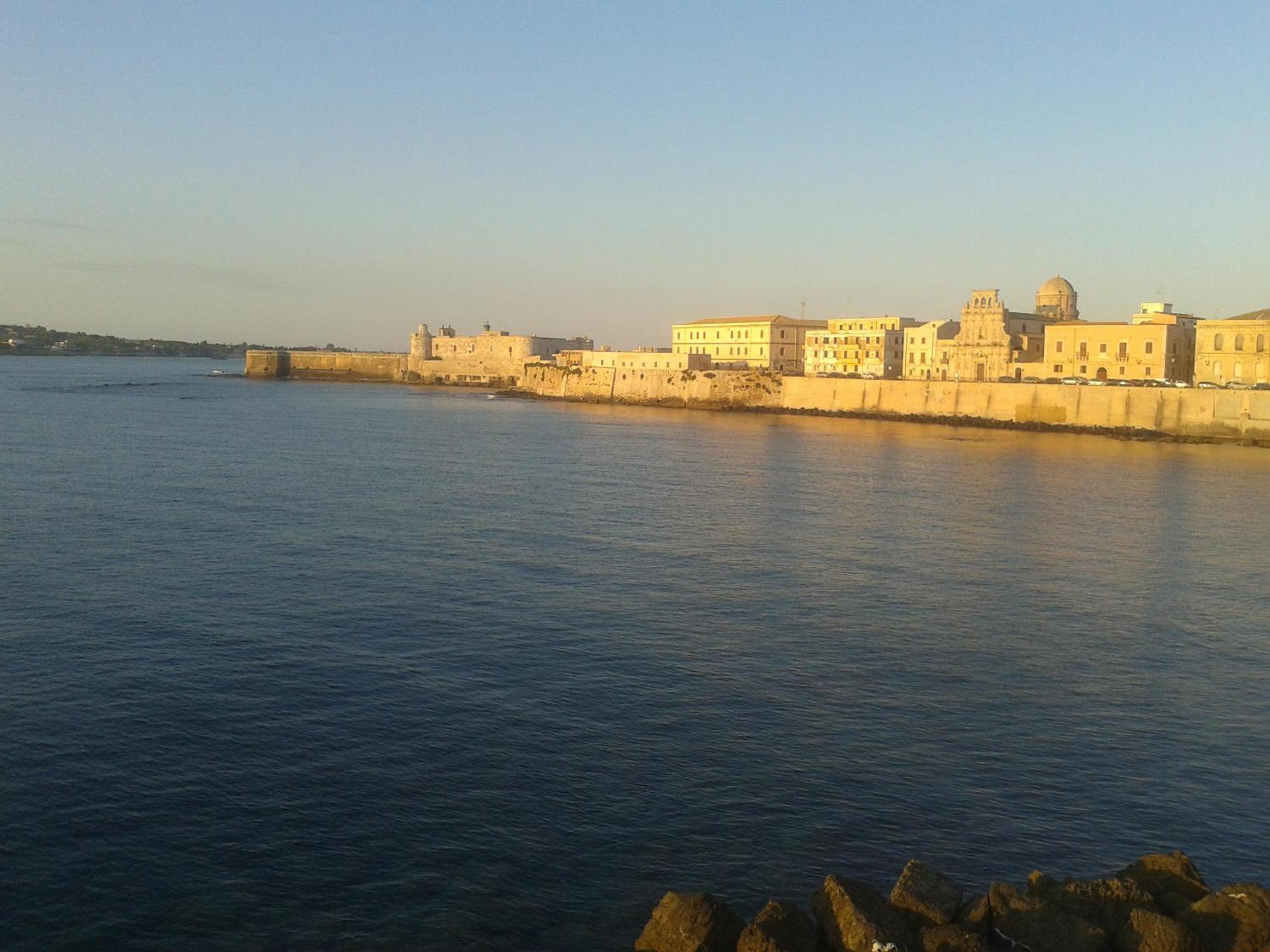 Incantevole appartamento in palazzo storico Ortigia