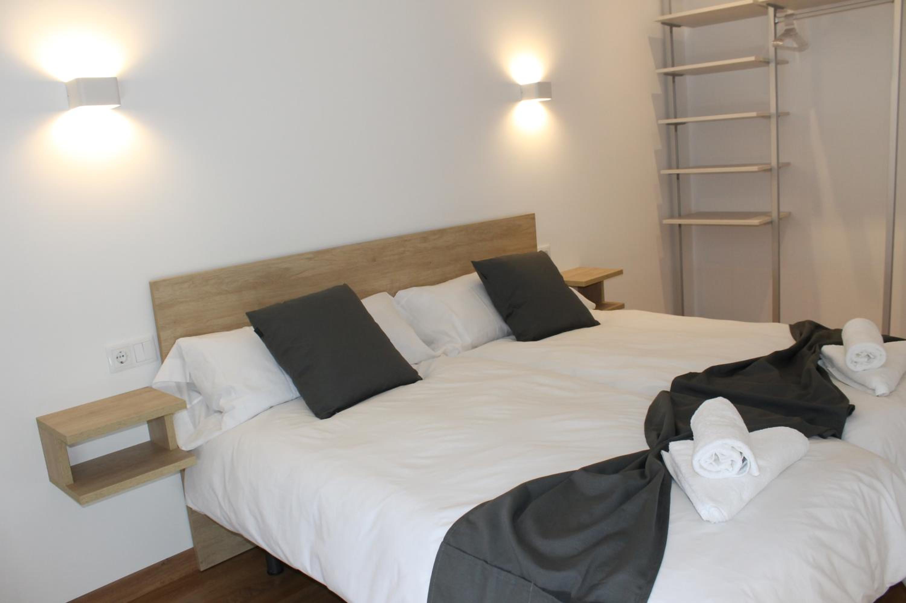 Apartamentos La Luna view 5