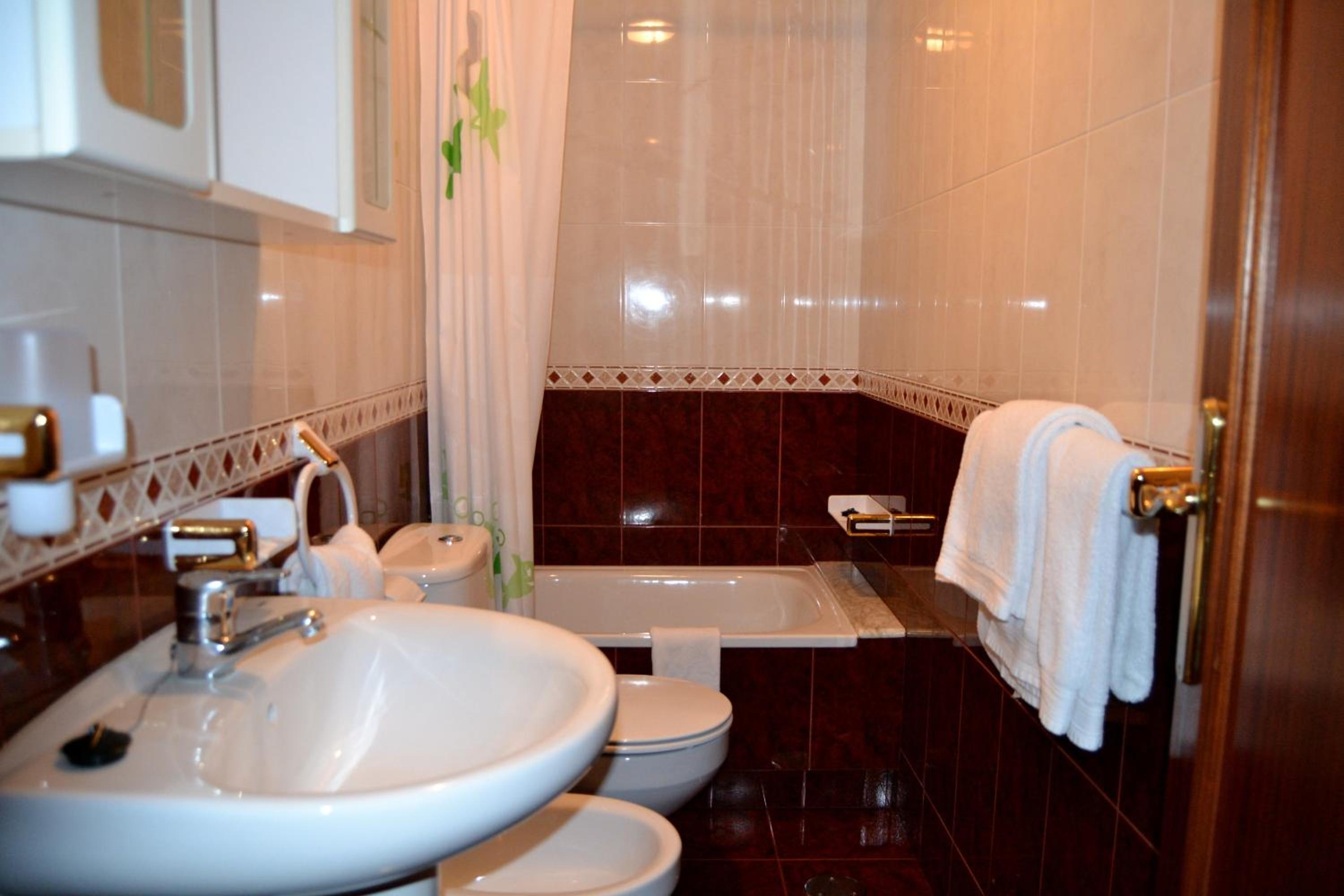 Hostal Residencia Bahía