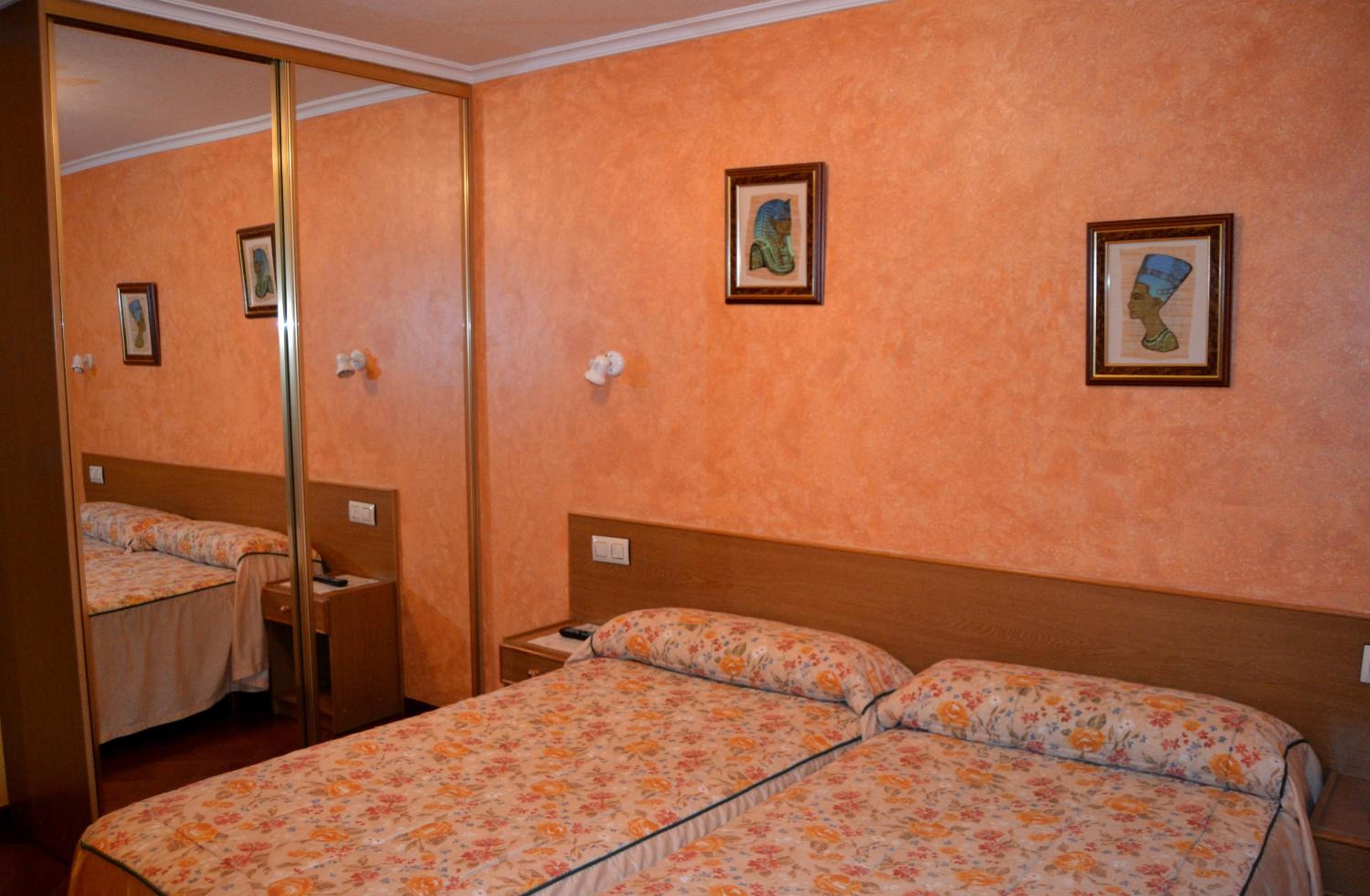 Hostal Residencia Bahía