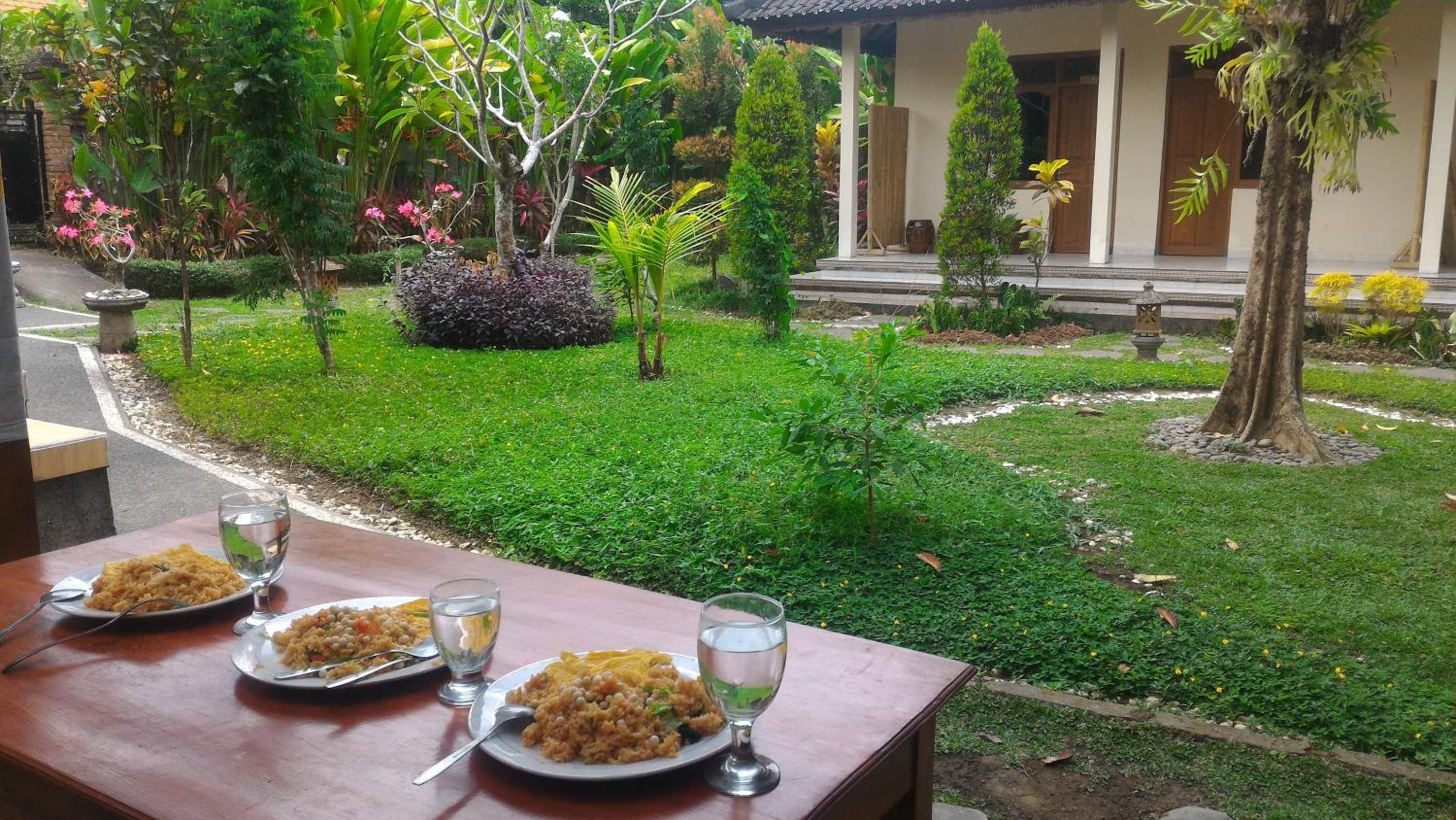 Astawa House