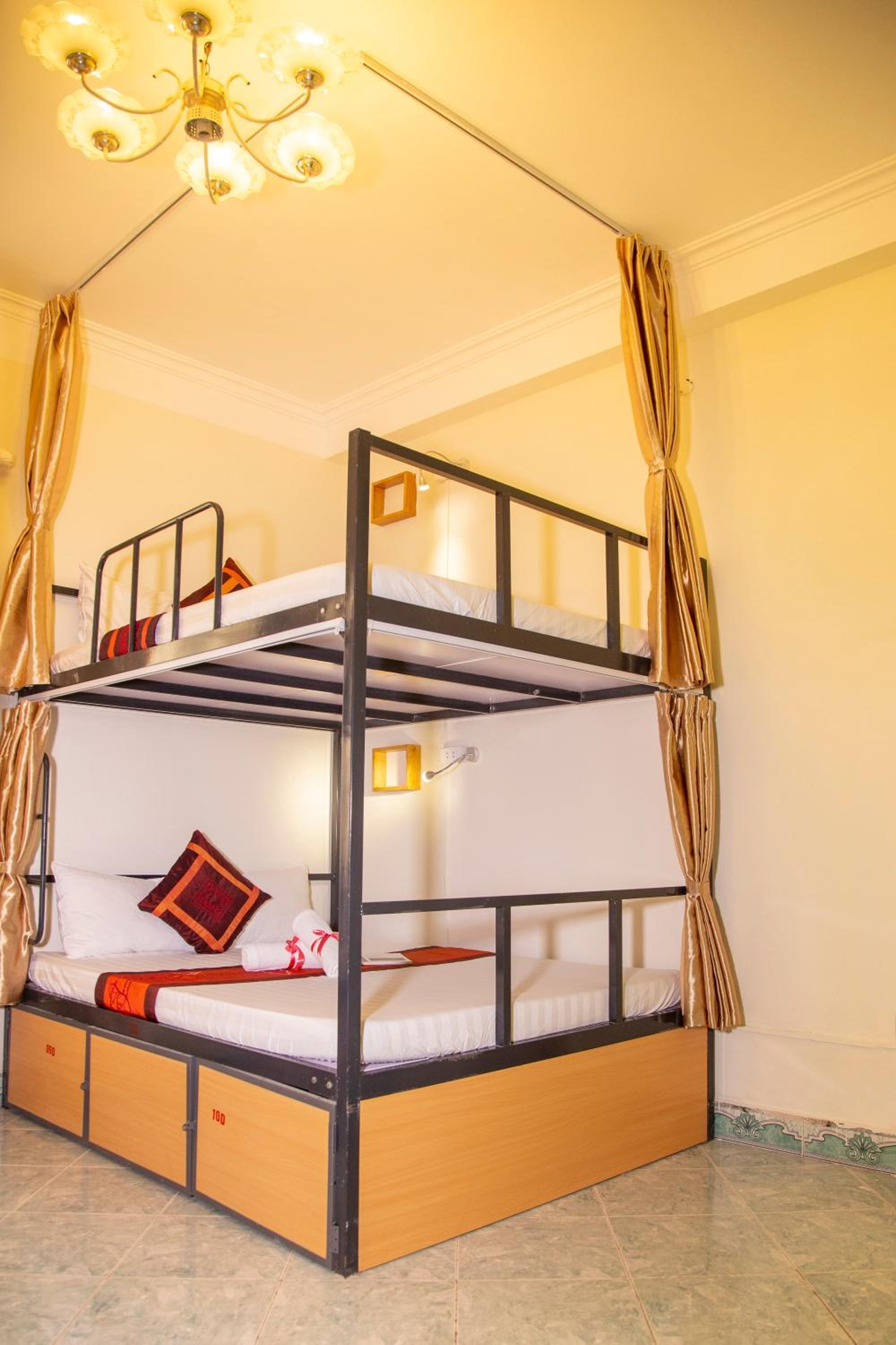 Hanoi City Backpackers Hostel 18