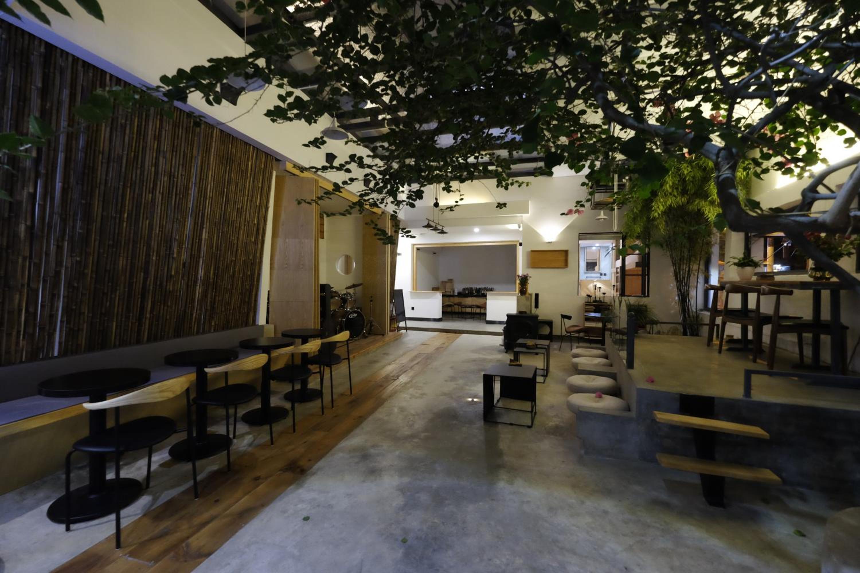 DaLi LOFT Travelling With Hostel