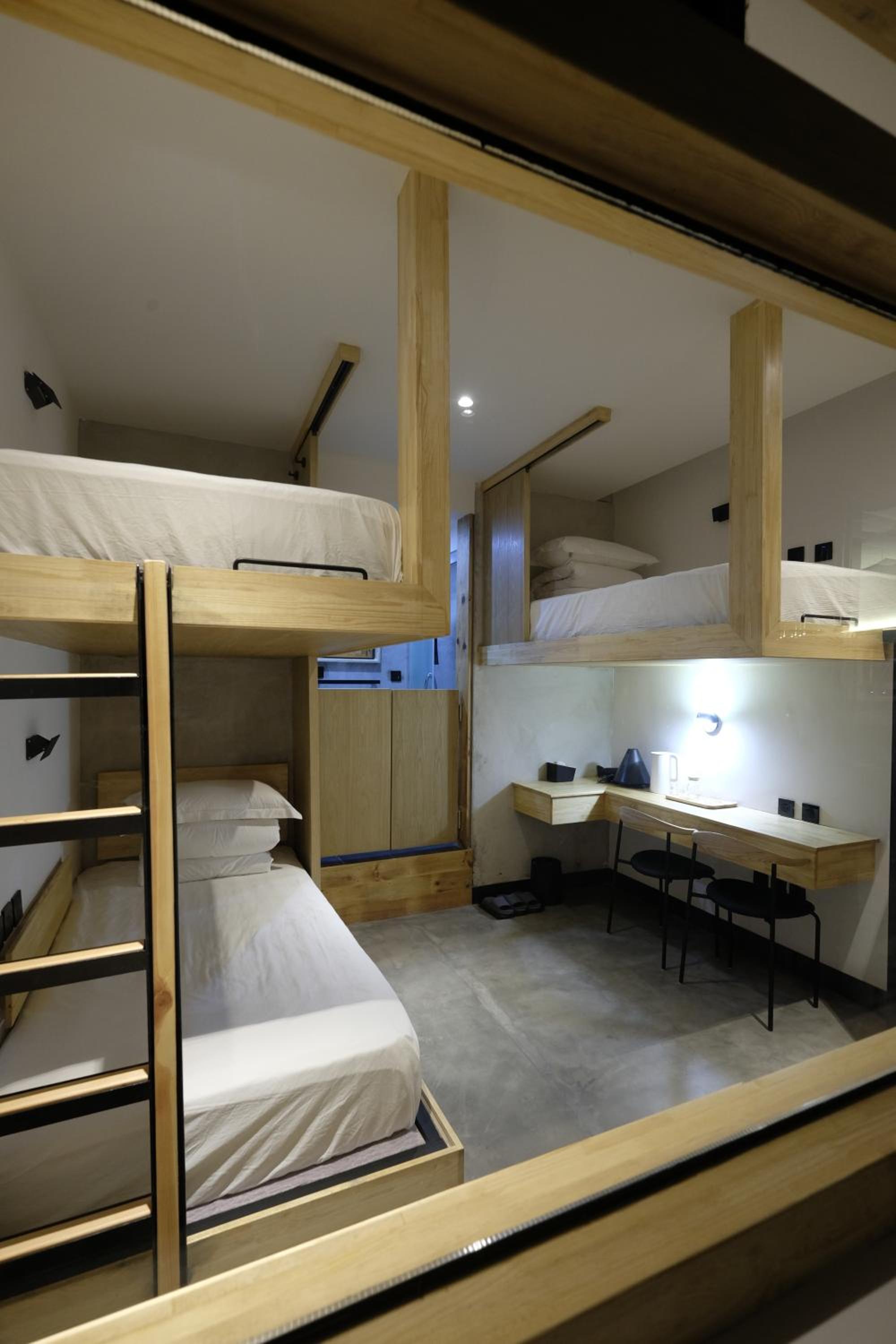 DaLi LOFT Travelling With Hostel