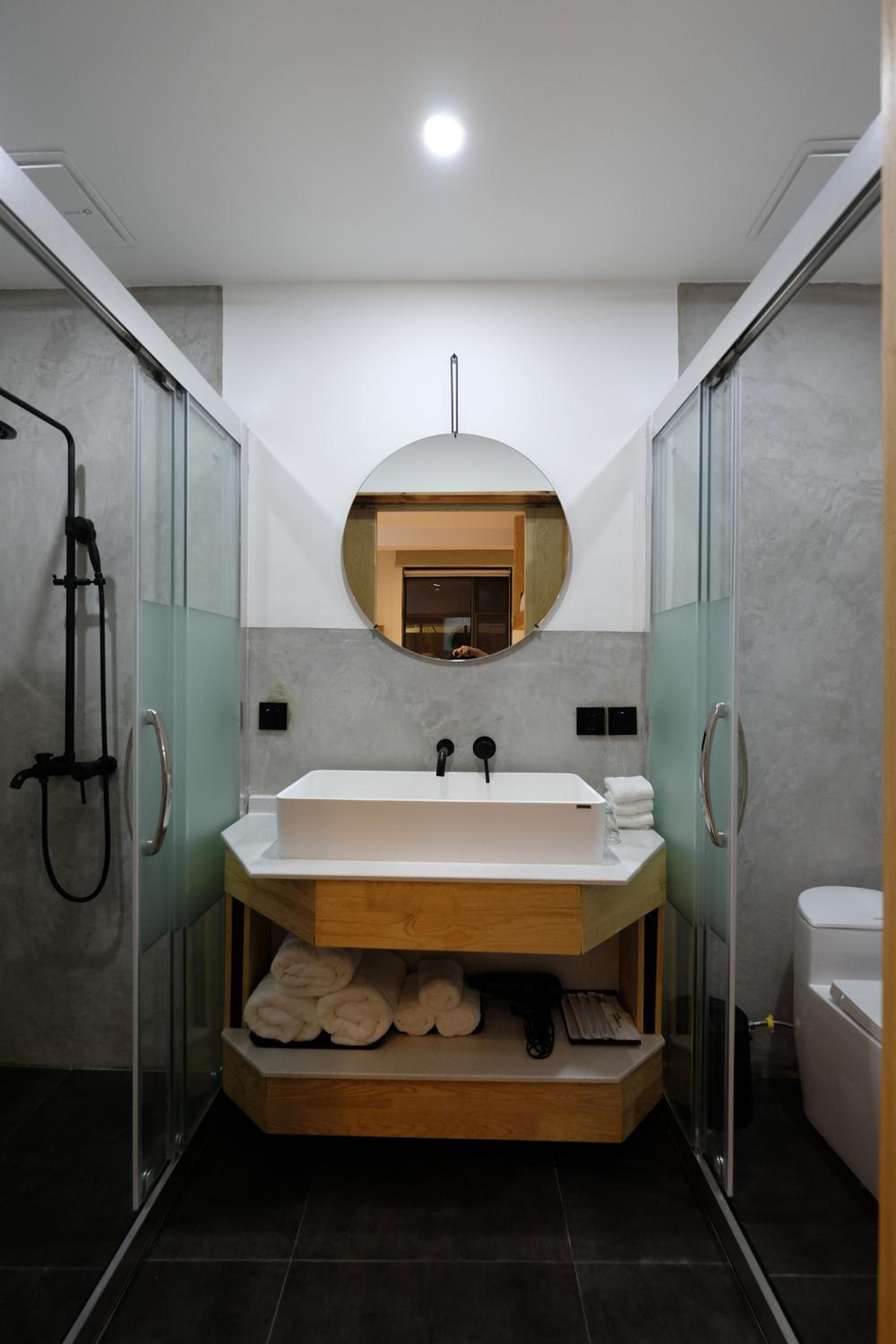 DaLi LOFT Travelling With Hostel