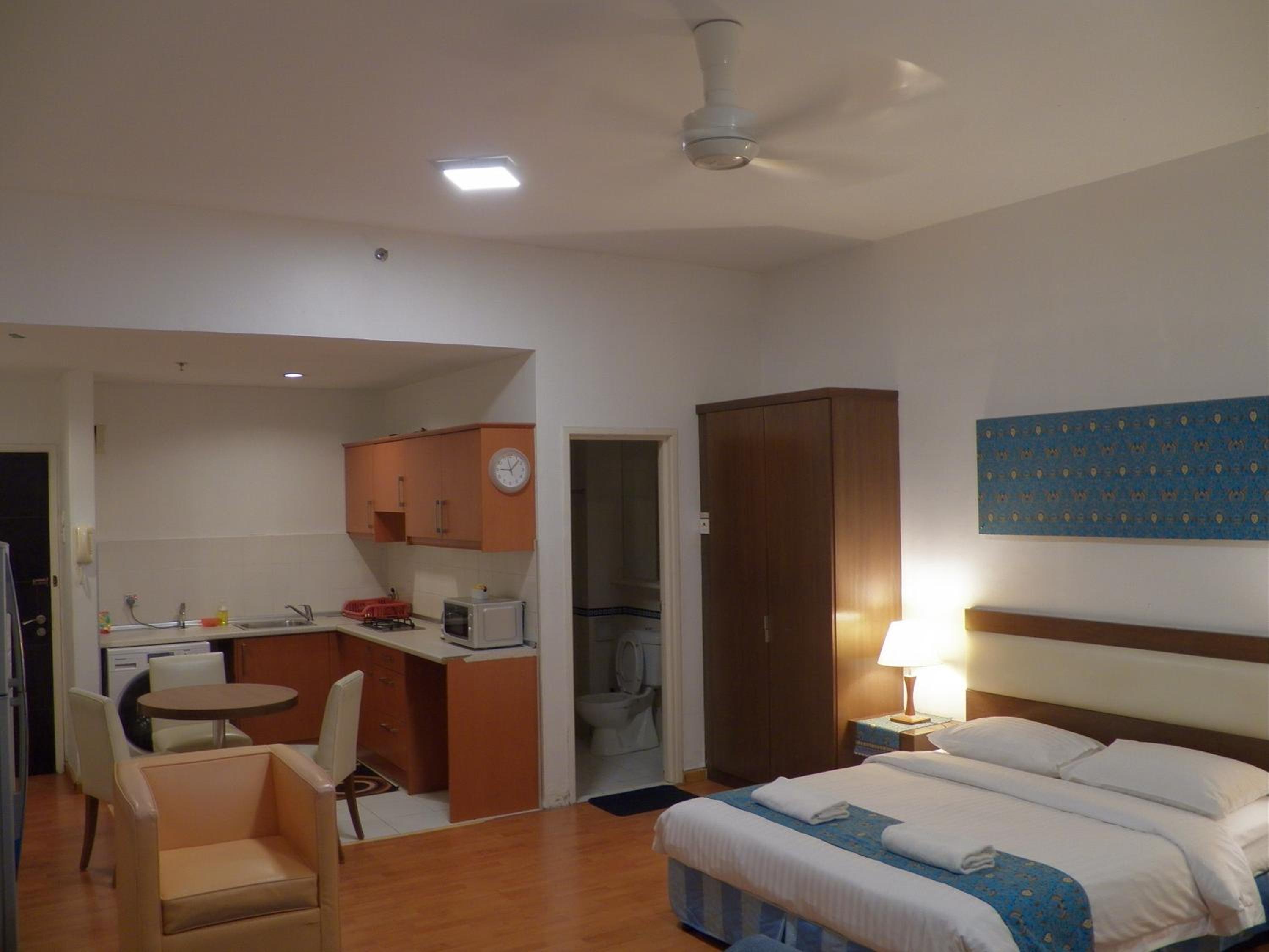 Maytower Apartment