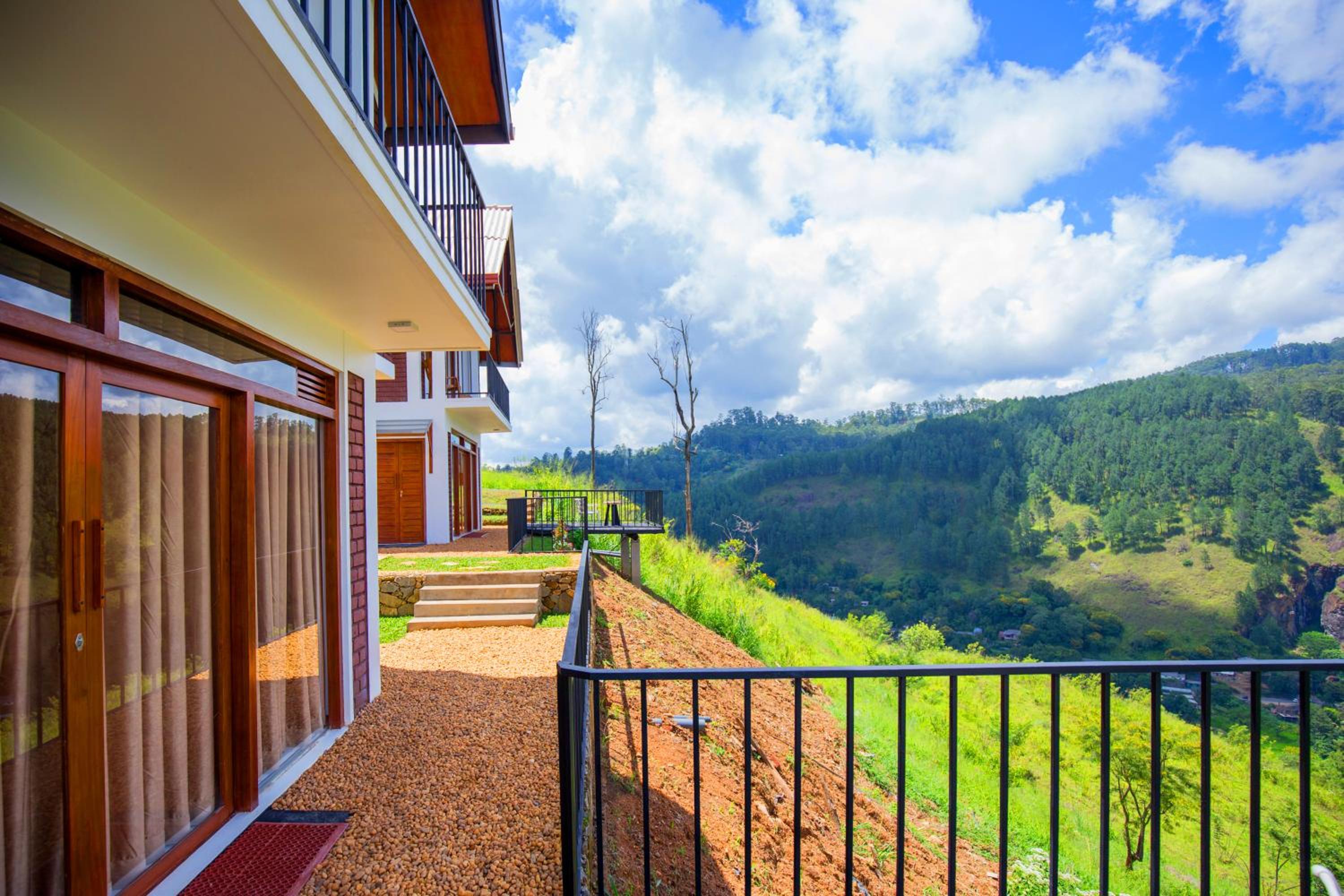 Dowa Elegance Resort