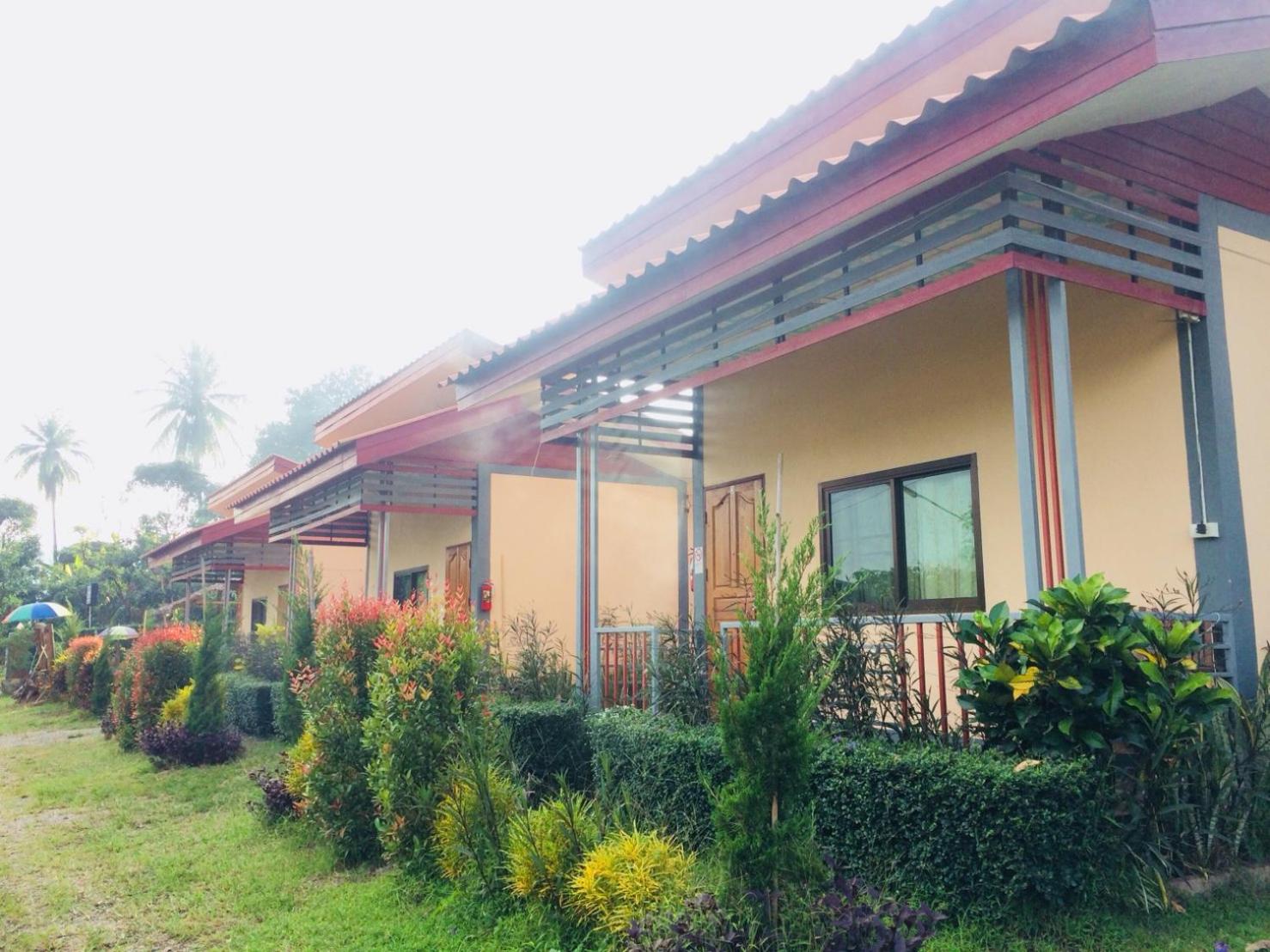 Phu Chaem House