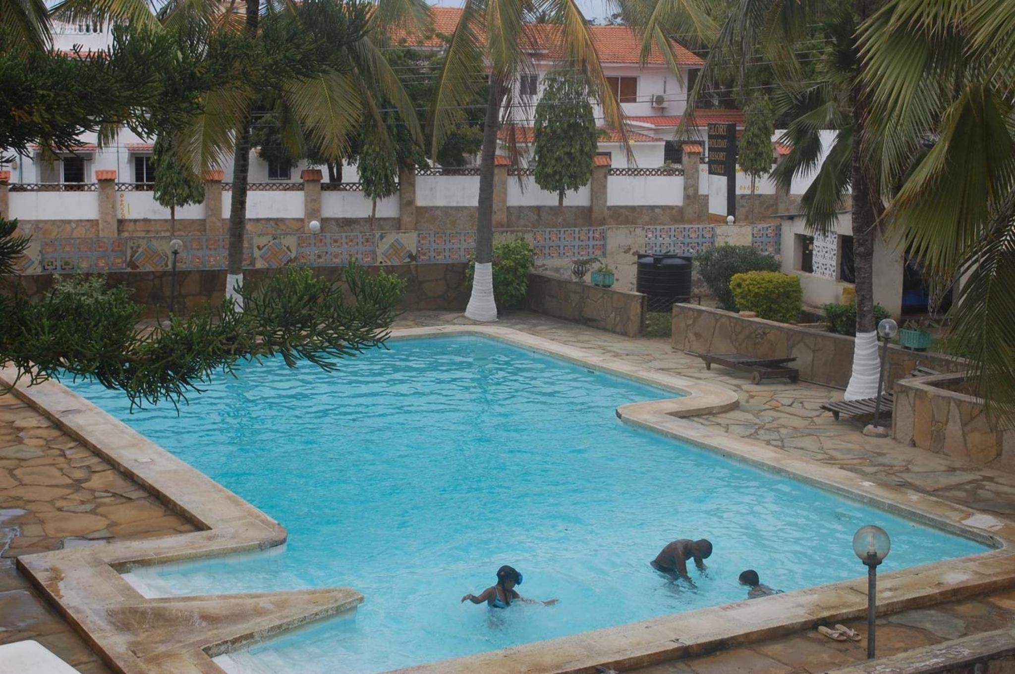 Glory Holiday Resort