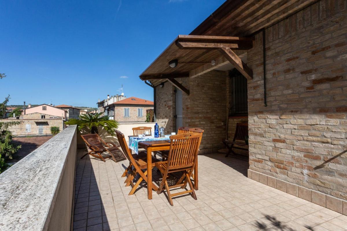 Appartamento con terrazza sul mare photo 4