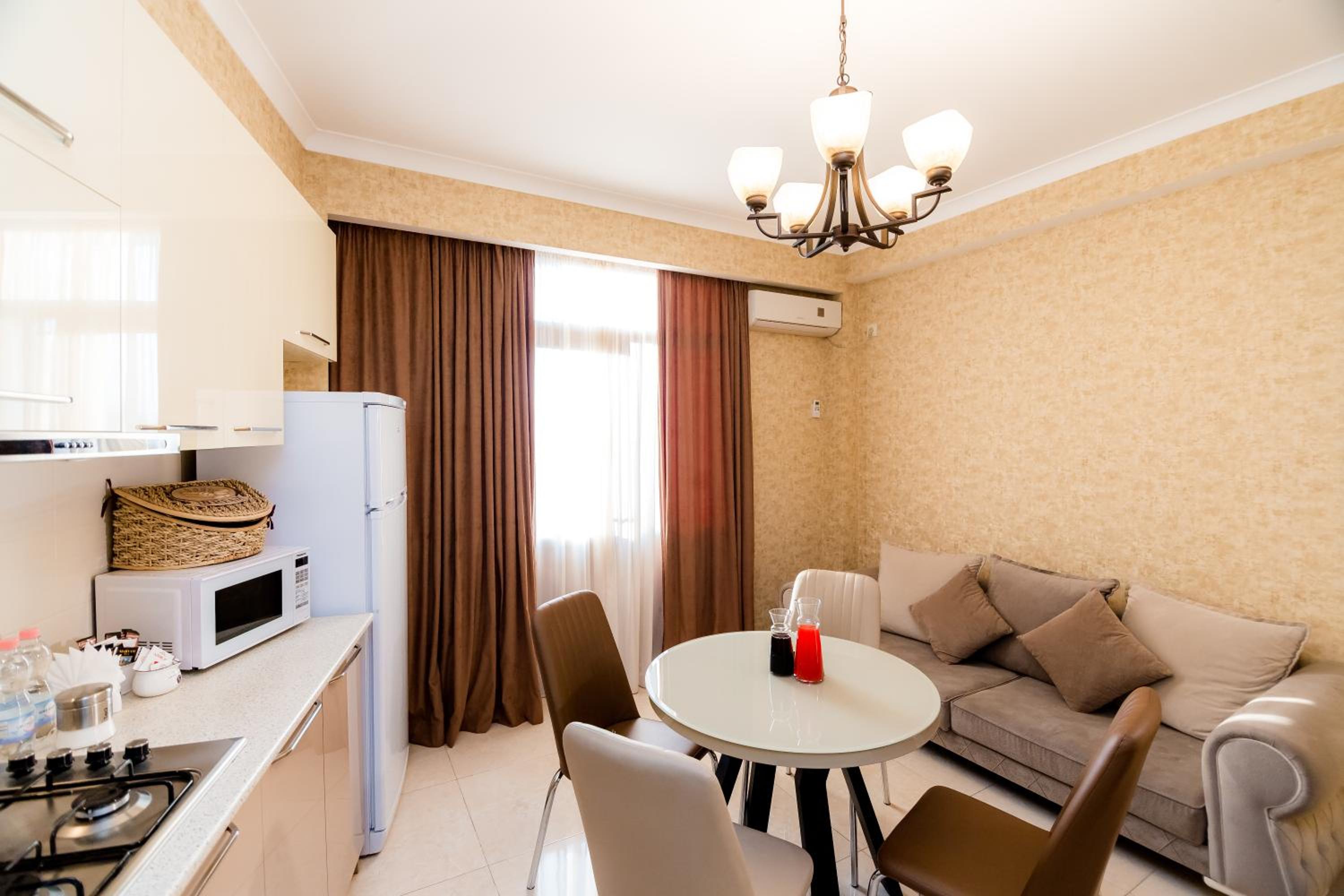 Dat Exx Apartments
