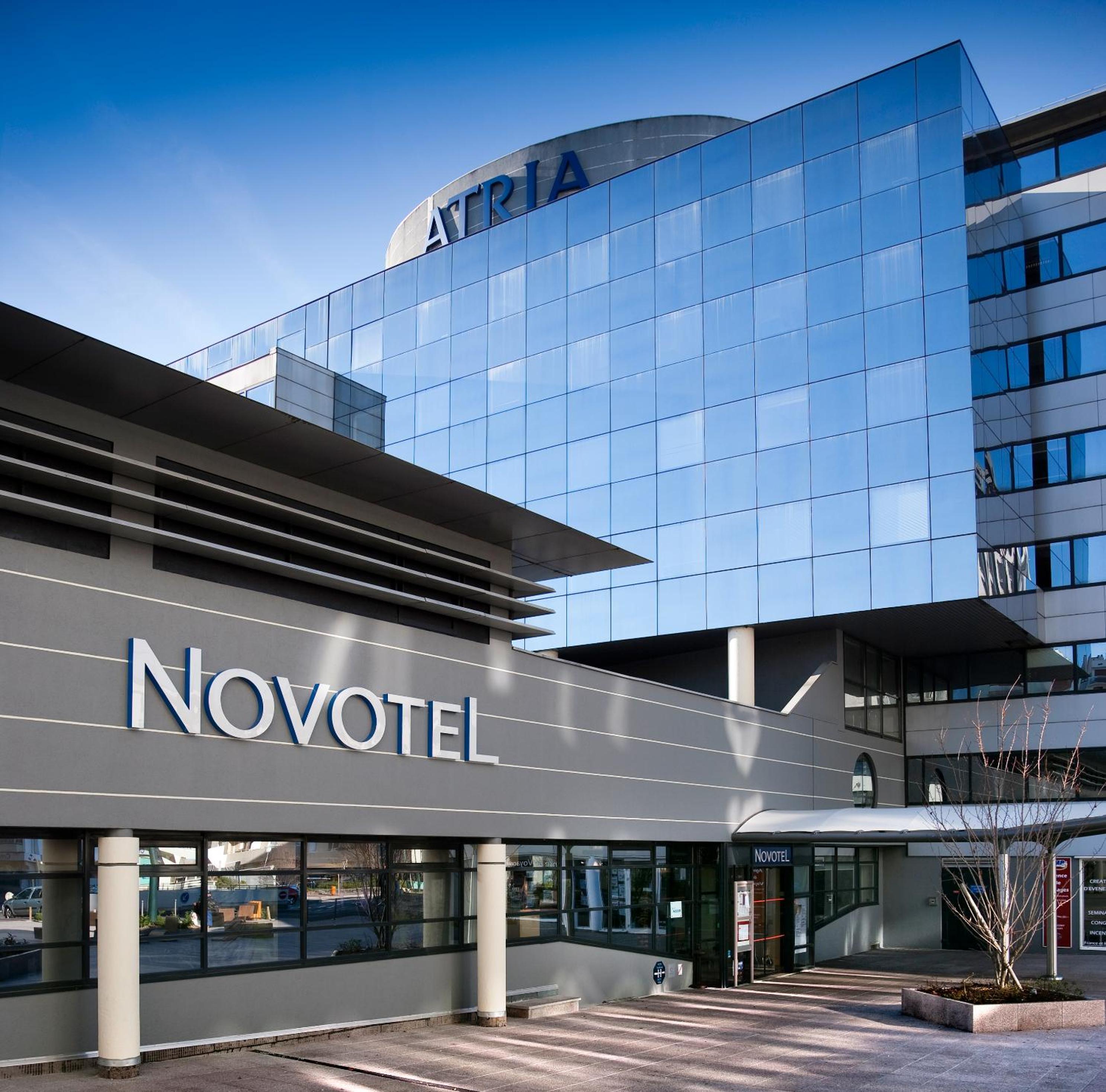Hotel Novotel Annecy Centre - Image 1