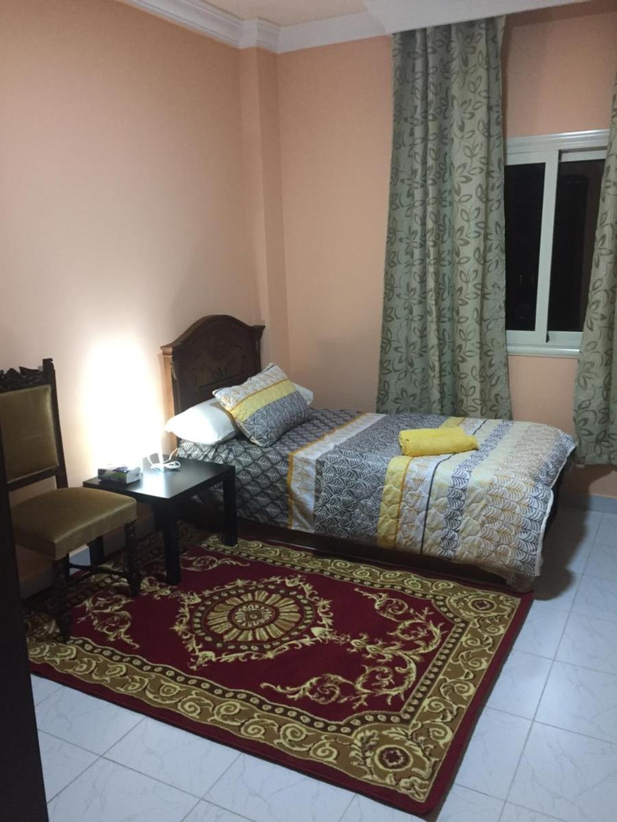 112 AUC Residence