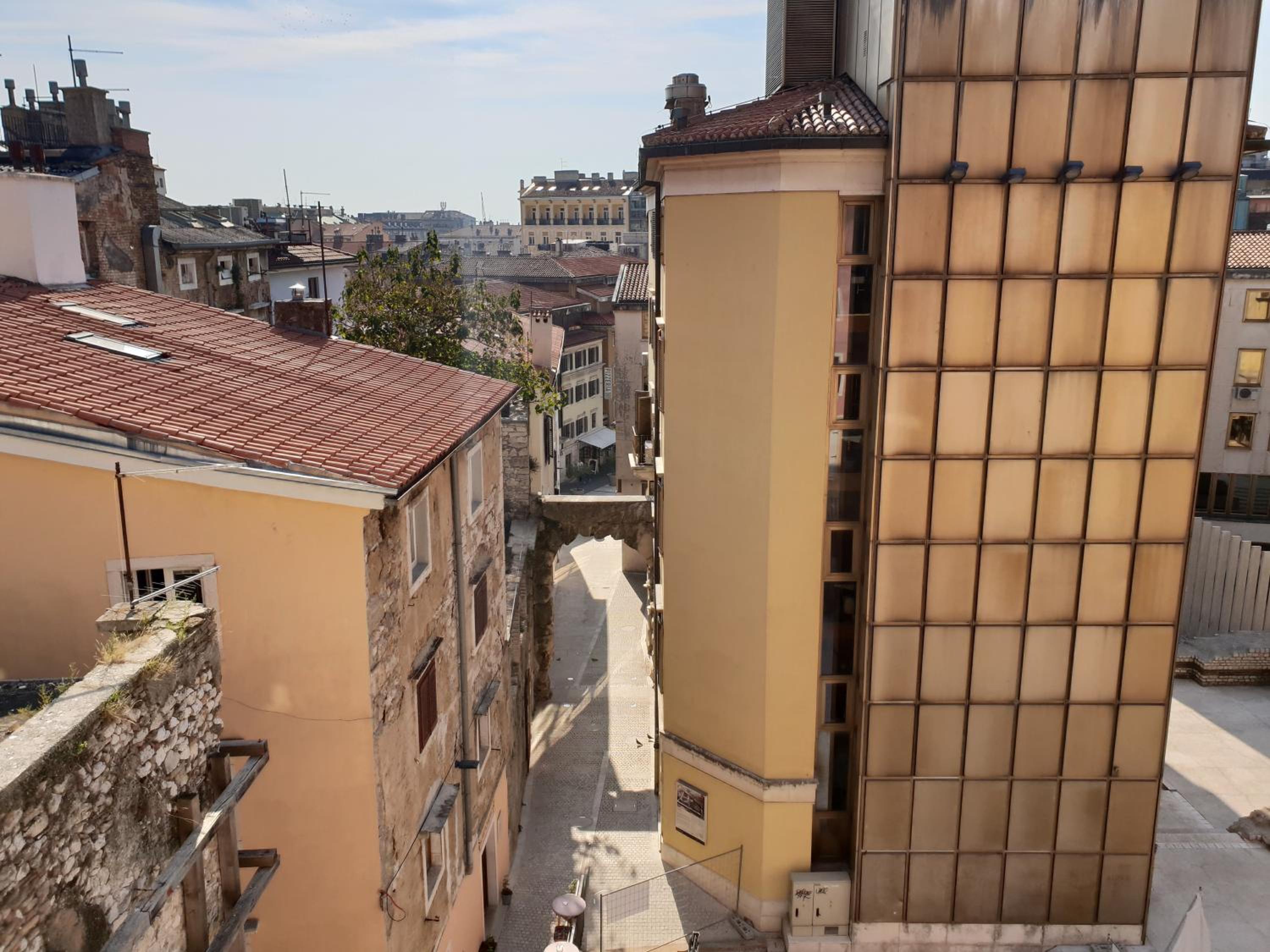 Apartment Evie - Central Historical Quarter by Irundo view 5