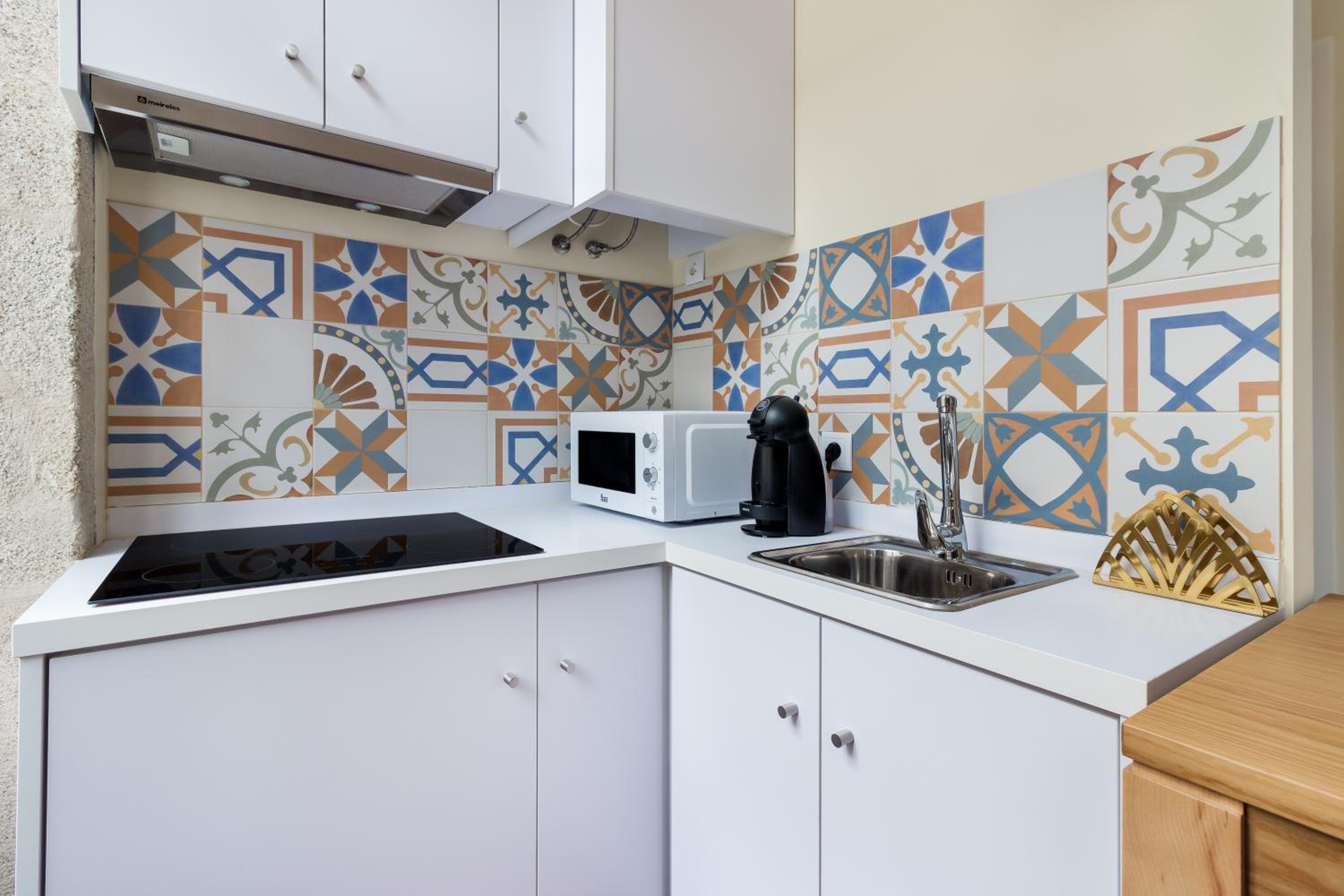FAISAMA • Porto Apartments