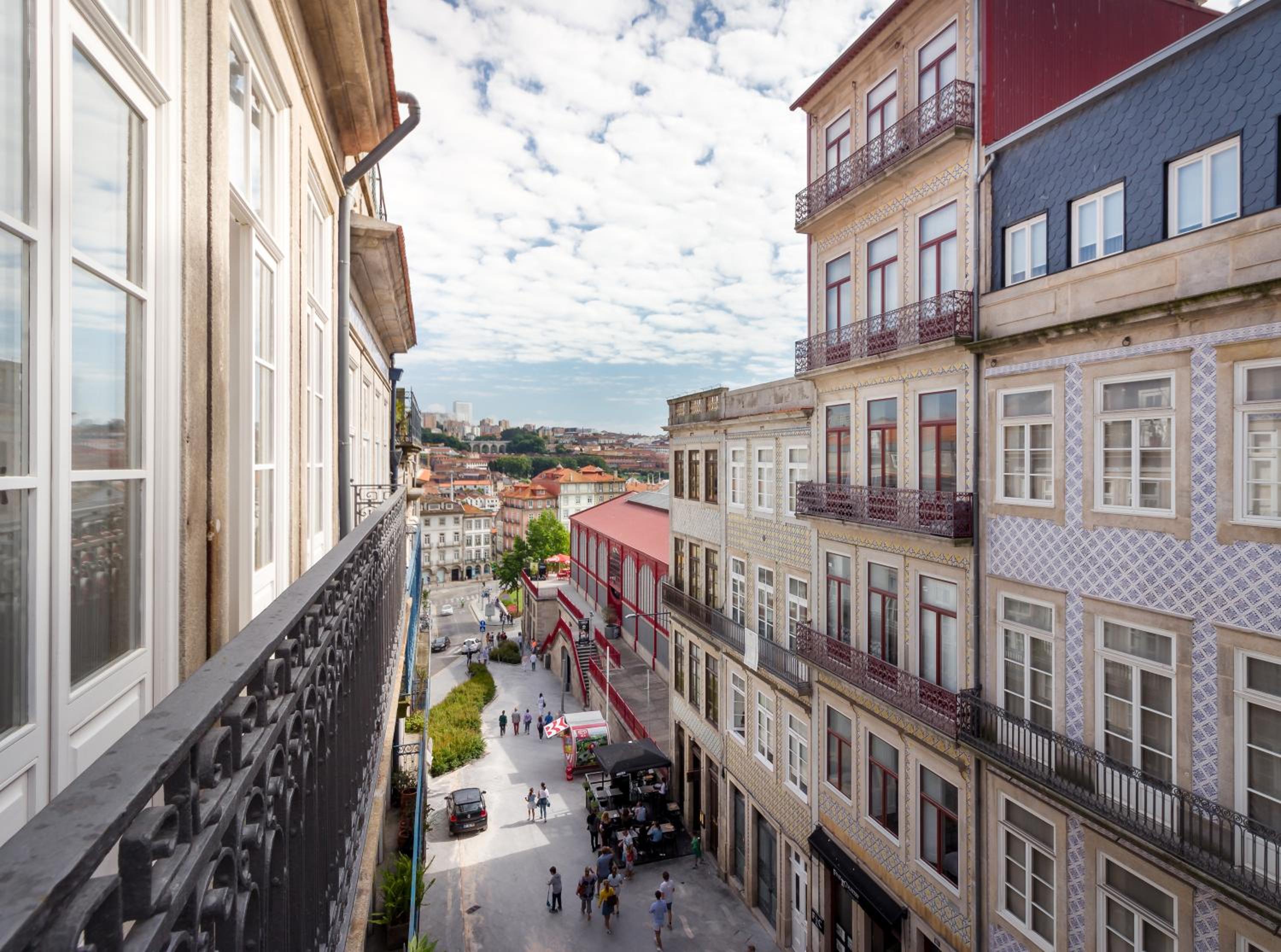 FAISAMA • Porto Apartments