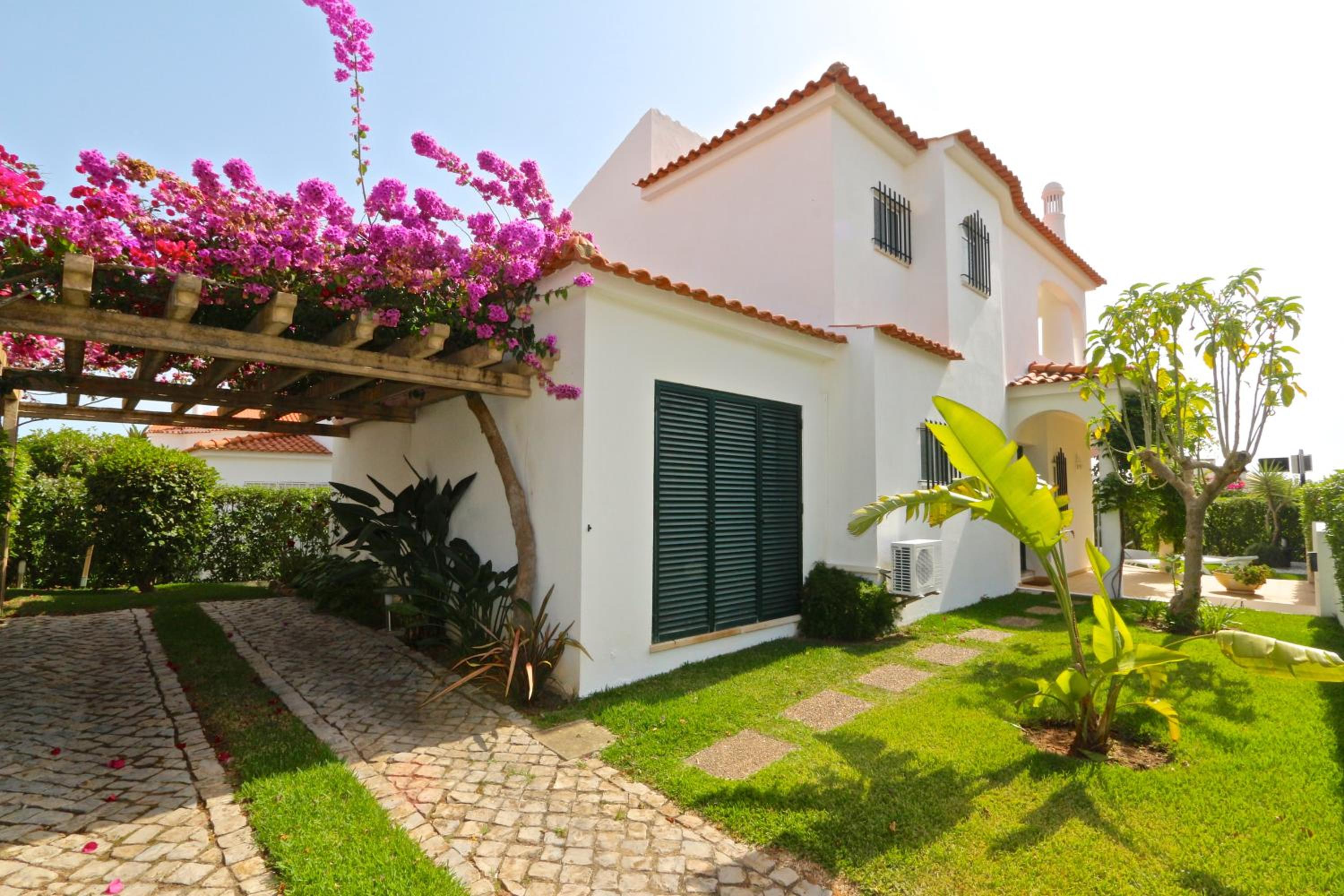 Hotel Villa Amelia 156 - Clever Details - Image 1